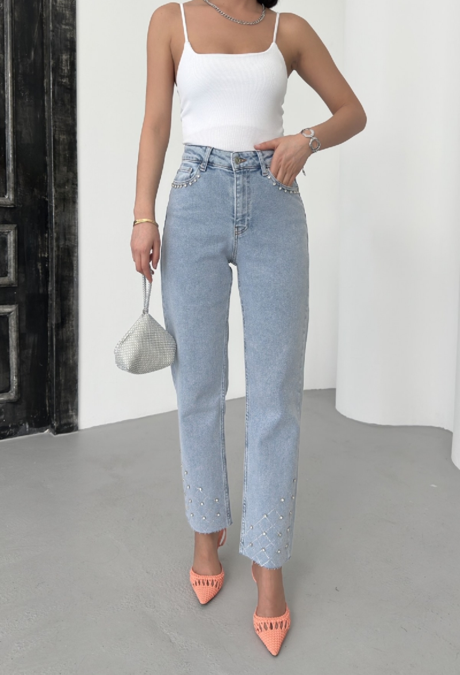 Blue Mom Jeans High Waist Cropped Straight Leg - Brand: XLove - Women & Kids, Baby Clothes Wholesale - TheBS Women