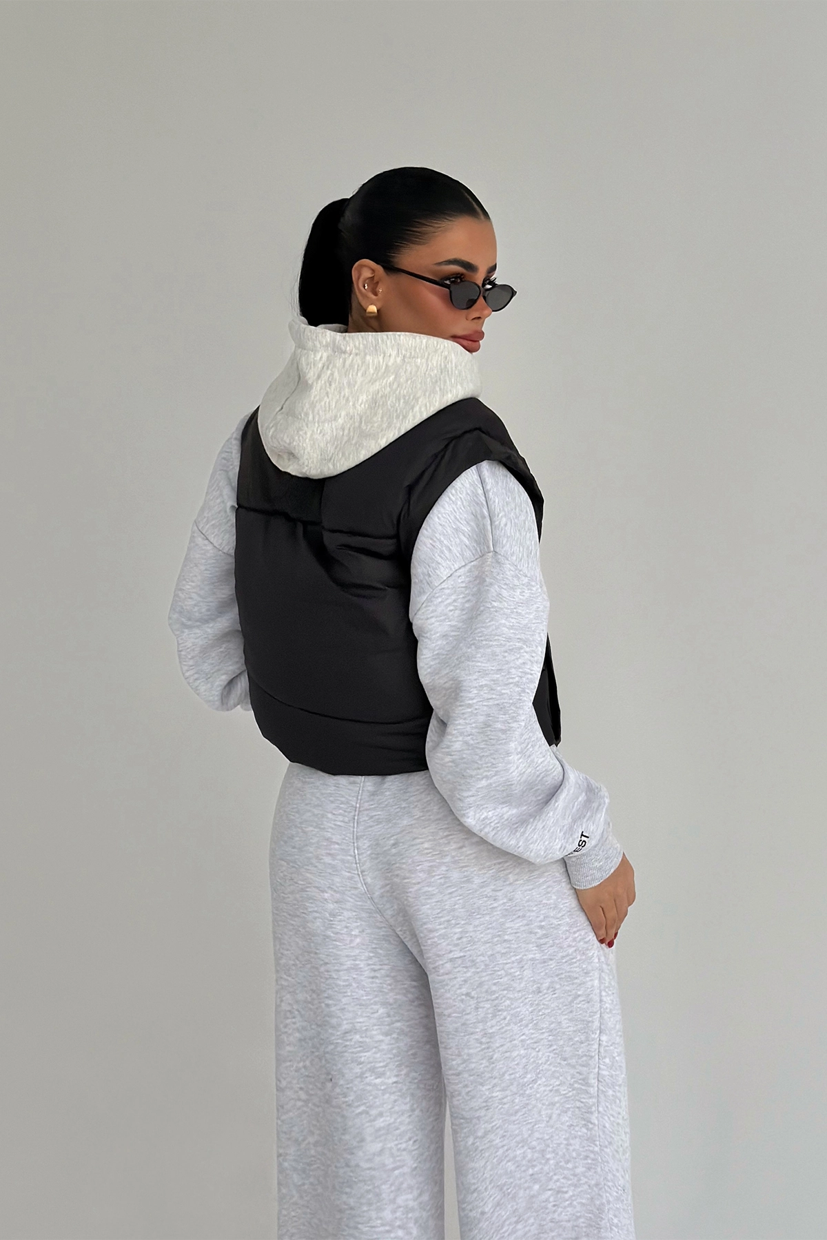Casual Sport Streetwear Vest - Brand: EYYO ATELIER - Women & Kids, Baby Clothes Wholesale - TheBS Women Casual Sport Streetwear Vest - Brand: EYYO ATELIER - Women & Kids, Baby Clothes Wholesale - TheBS Women