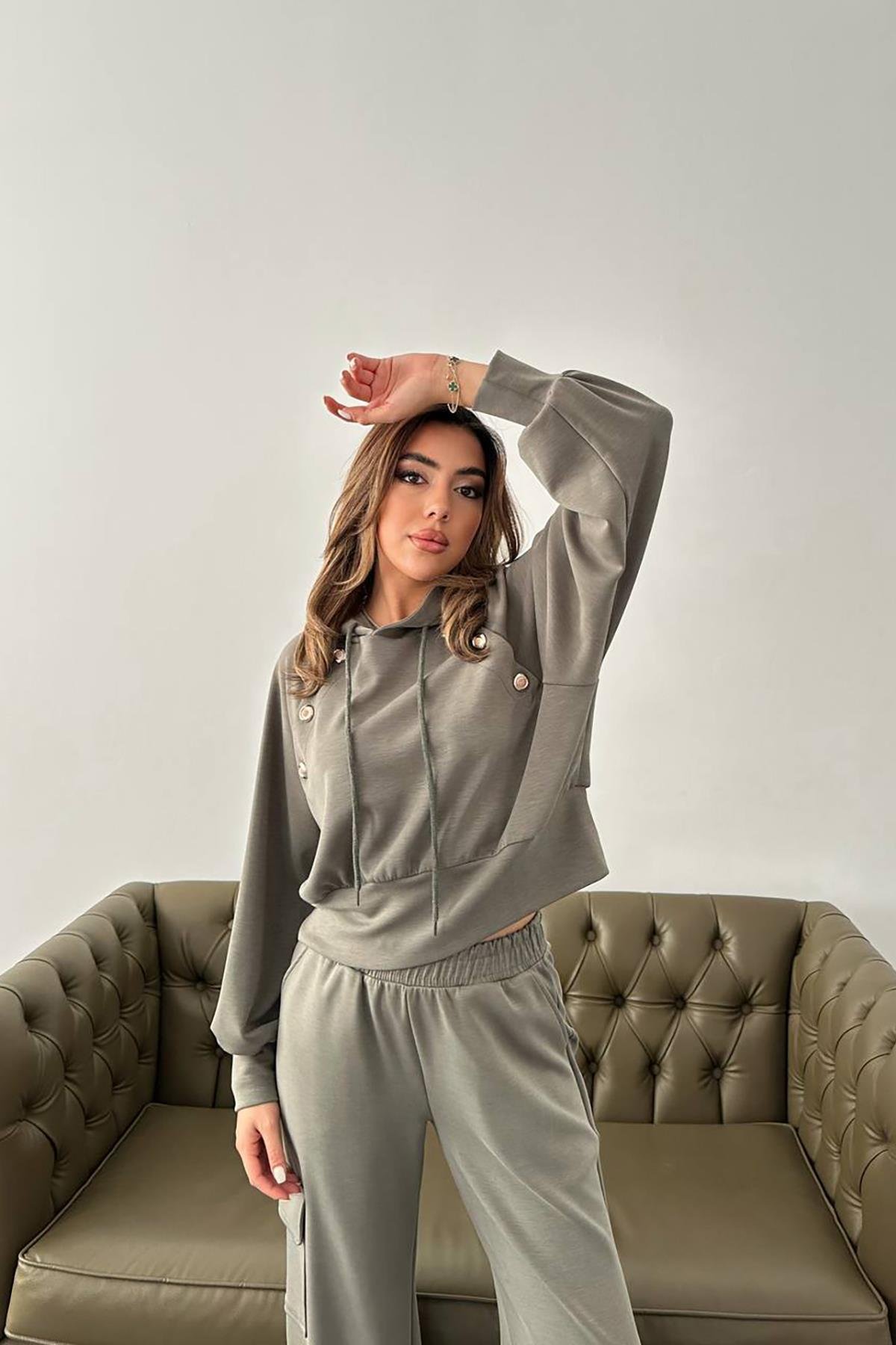 Hooded Sweatshirt And Cargo Pants Set – Brand: Elisa – Women & Kids, Baby Clothes Wholesale – TheBS Women