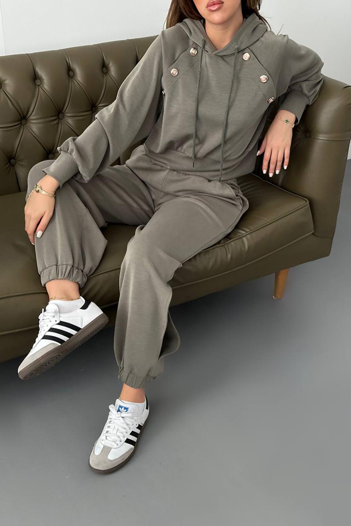 Hooded Sweatshirt And Cargo Pants Set – Brand: Elisa – Women & Kids, Baby Clothes Wholesale – TheBS Women