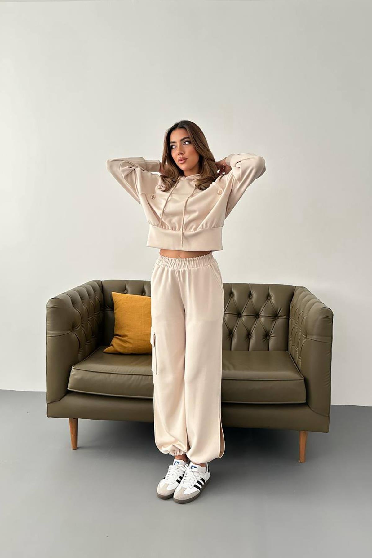 Hooded Sweatshirt And Cargo Pants Set - Brand: Elisa - Women & Kids, Baby Clothes Wholesale - TheBS Women