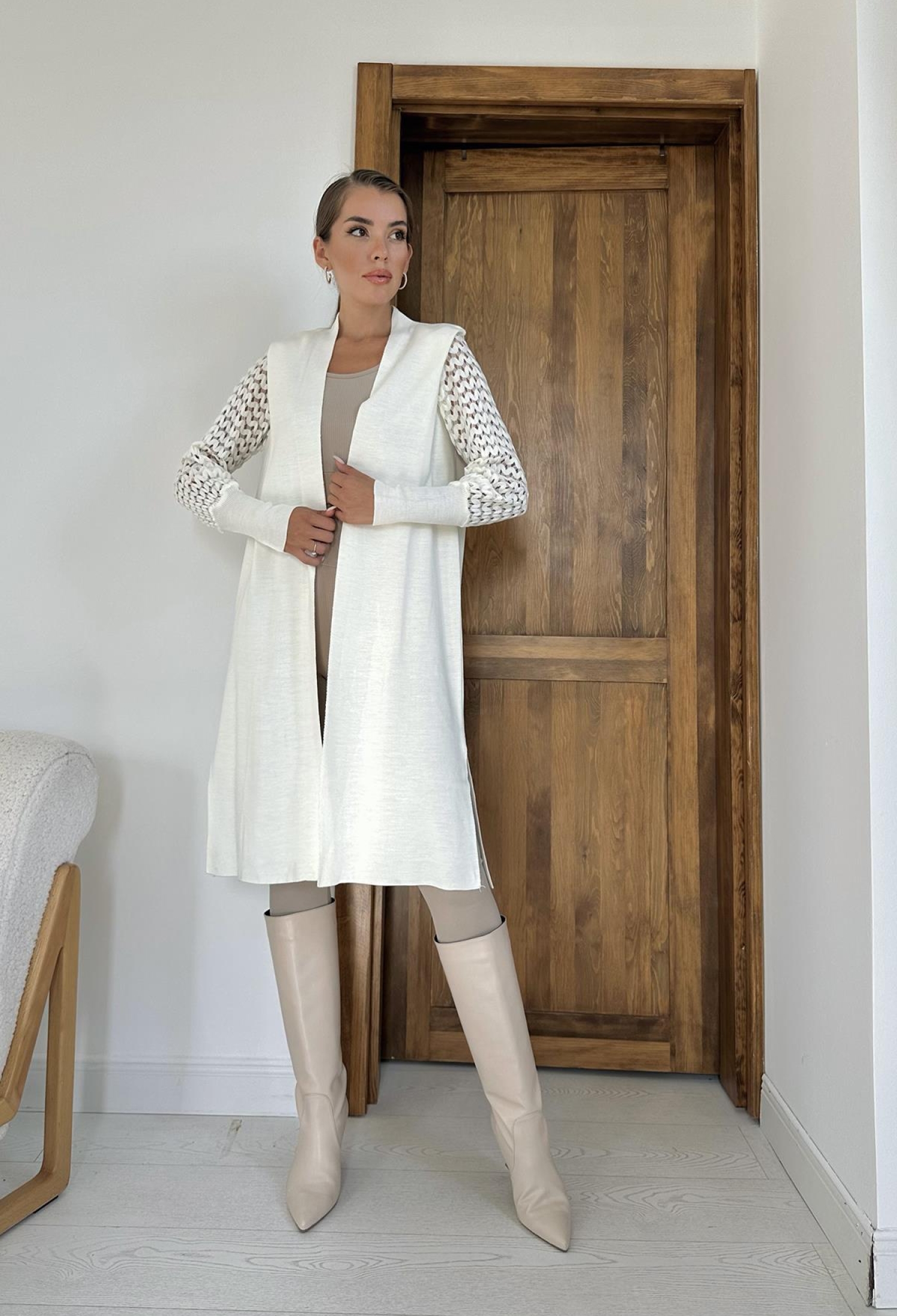 Knitted Cardigan With Braided Sleeves - Brand: Elisa - Women & Kids, Baby Clothes Wholesale - TheBS Women