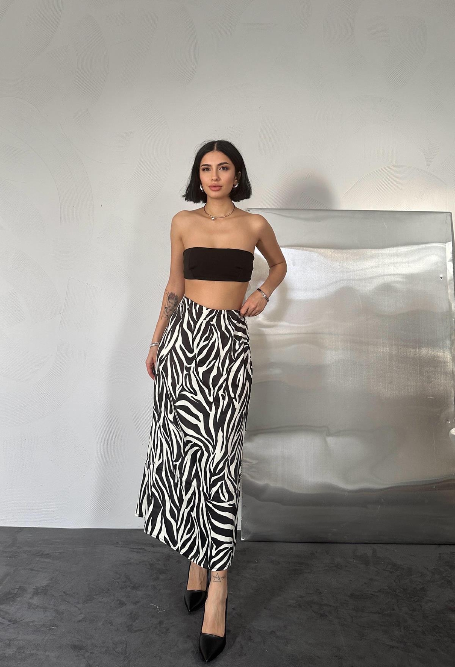 Satin Elastic Skirt - Black - Brand: Elisa - Women & Kids, Baby Clothes Wholesale - TheBS Women