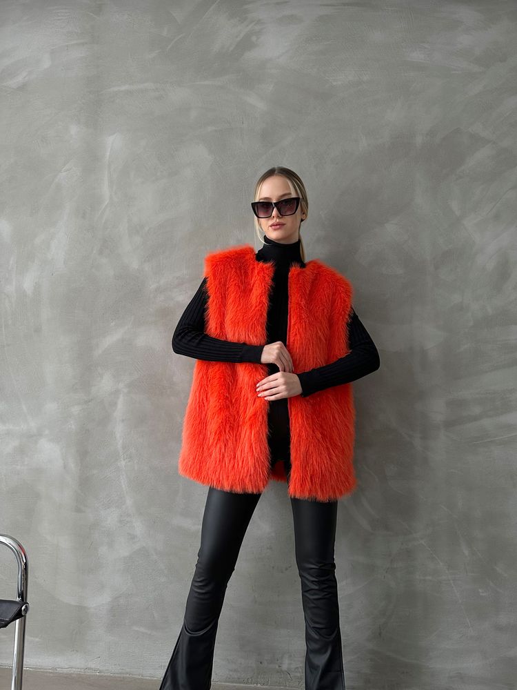 Oranj F 1567 Feather Vest – Brand: Topshow – Women & Kids, Baby Clothes Wholesale – TheBS Women