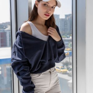 Hooded V-Neck Crop Thick Inside Fleece Knitted Sweatshirt - Brand: la & vetta - Women & Kids, Baby Clothes Wholesale - TheBS Women