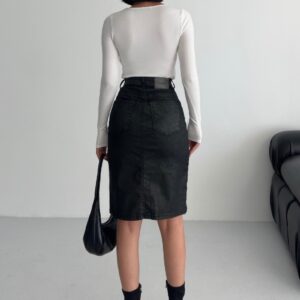 Black Pencil Midi Skirt With Buttoned Closure - Brand: XLove - Women & Kids, Baby Clothes Wholesale - TheBS Women