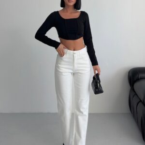 Mom Jeans With High Waist & Straight Leg - Brand: XLove - Women & Kids, Baby Clothes Wholesale - TheBS Women