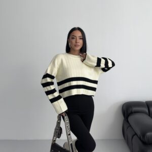 White Oversized Fit Crew Neck Crop Sweater - Brand: My Fashion - Women & Kids, Baby Clothes Wholesale - TheBS Women