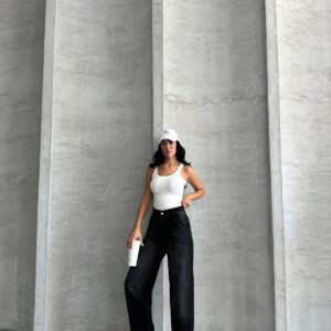 Black High Waist Mom Jeans With Buttoned Closure - Brand: My Jest Fashion - Women & Kids, Baby Clothes Wholesale - TheBS Women