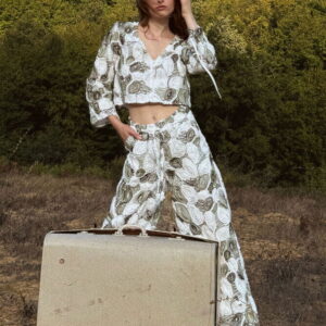 White Floral Buttoned Crop Shirt - Brand: Topshow - Women & Kids, Baby Clothes Wholesale - TheBS Women