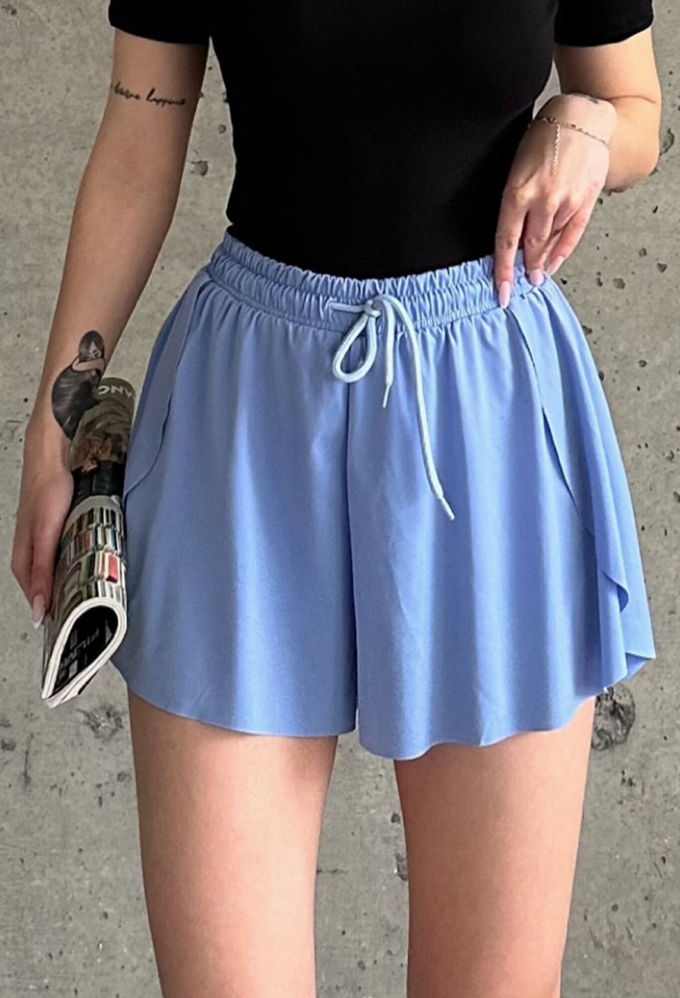 Loose-Fit Tights Sports Shorts - Brand: la & vetta - Women & Kids, Baby Clothes Wholesale - TheBS Women