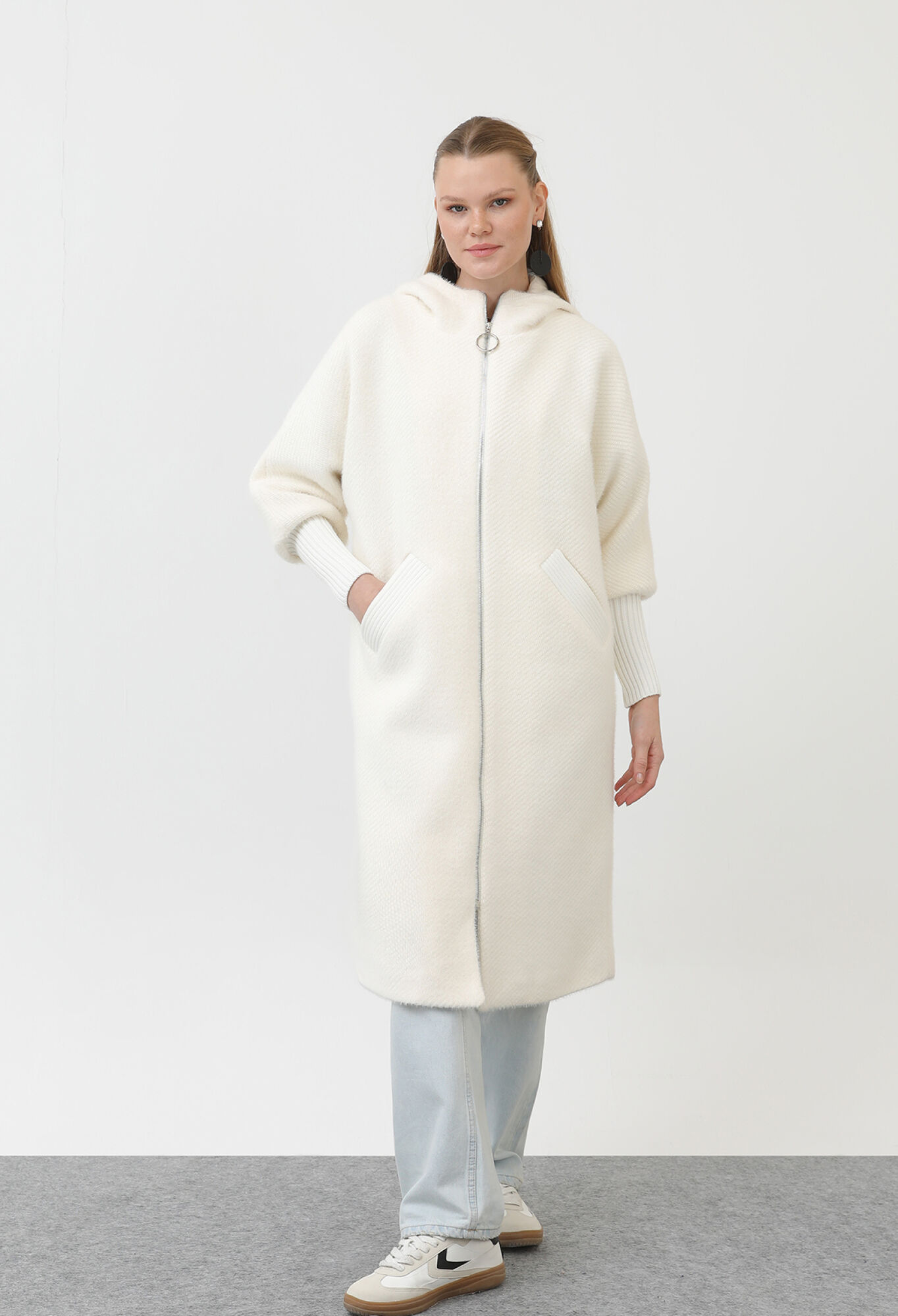 White Hooded Puffer Oversized Fit Coat - Brand: Puane - Women & Kids, Baby Clothes Wholesale - TheBS Women