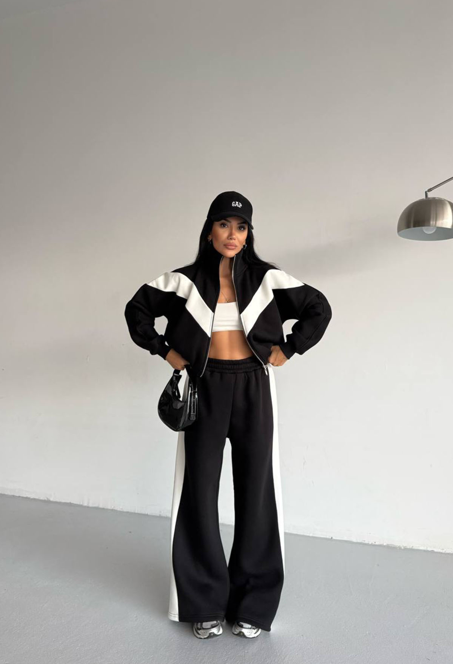 Color Block Oversized Tracksuit With Zip Up - Brand: Mode Roy - Women & Kids, Baby Clothes Wholesale - TheBS Women