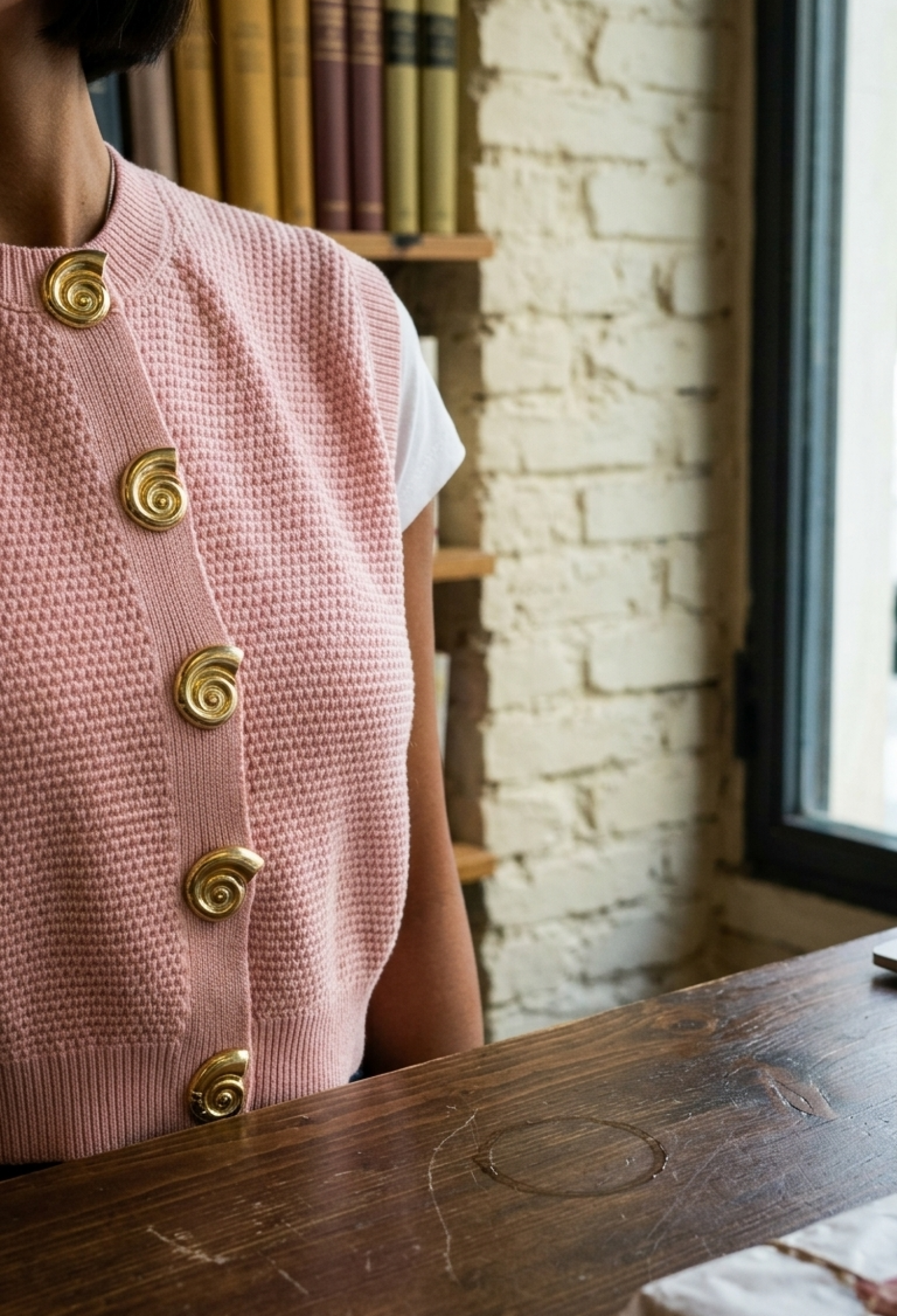 Casual Buttoned Crop Vest