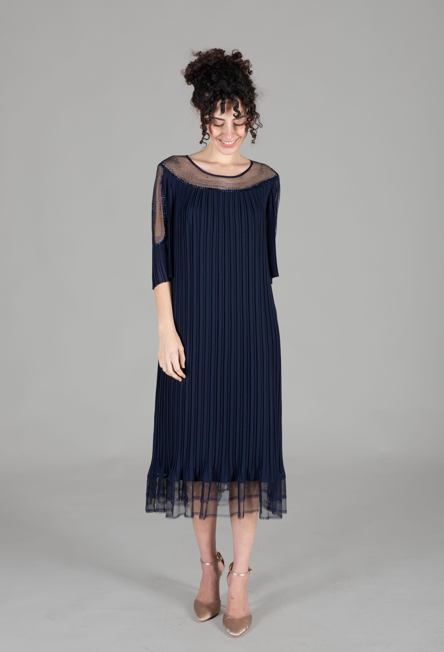 Oval Collar Stone Pleated Dress - Brand: GUMANIZE - Women & Kids, Baby Clothes Wholesale - TheBS Women