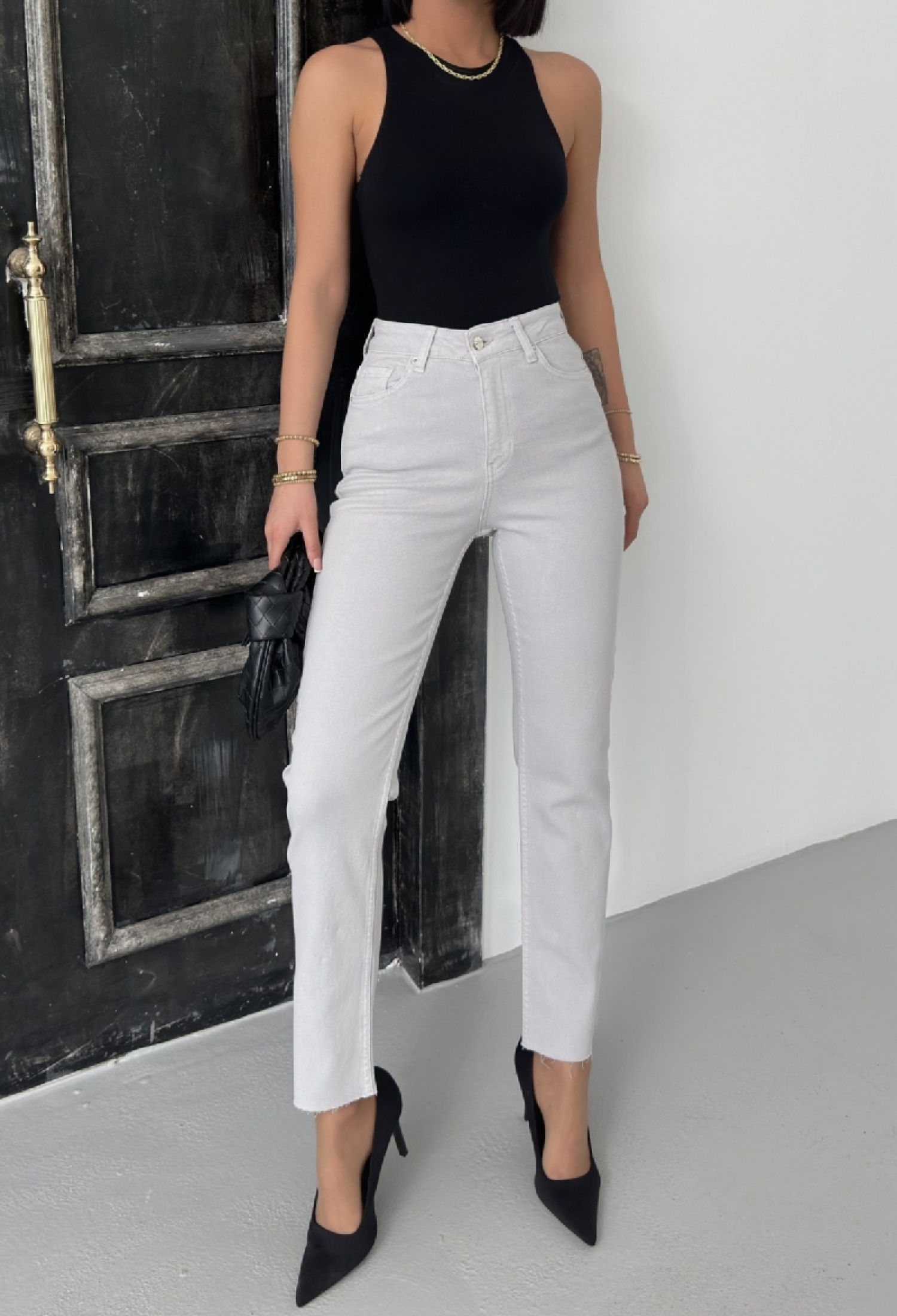 Seamless Leg Mom Fit Jeans - Brand: XLove - Women & Kids, Baby Clothes Wholesale - TheBS Women