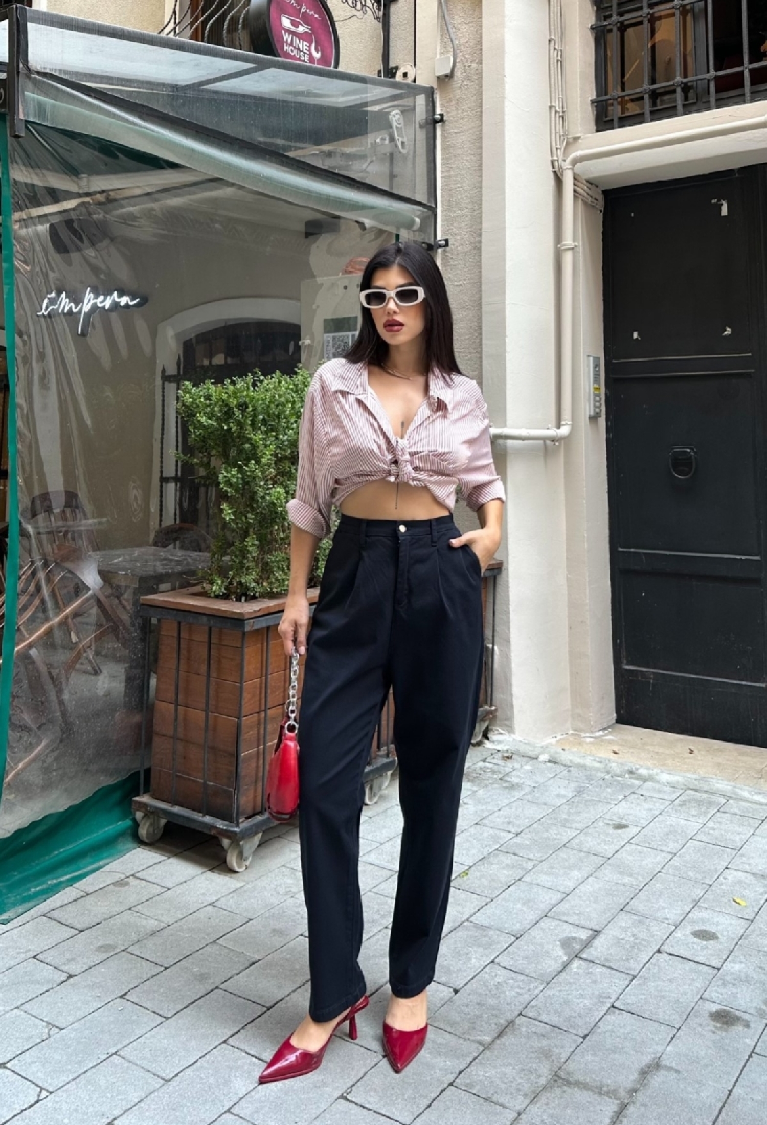 Black Tapered Carrot Pants - Brand: XLove - Women & Kids, Baby Clothes Wholesale - TheBS Women