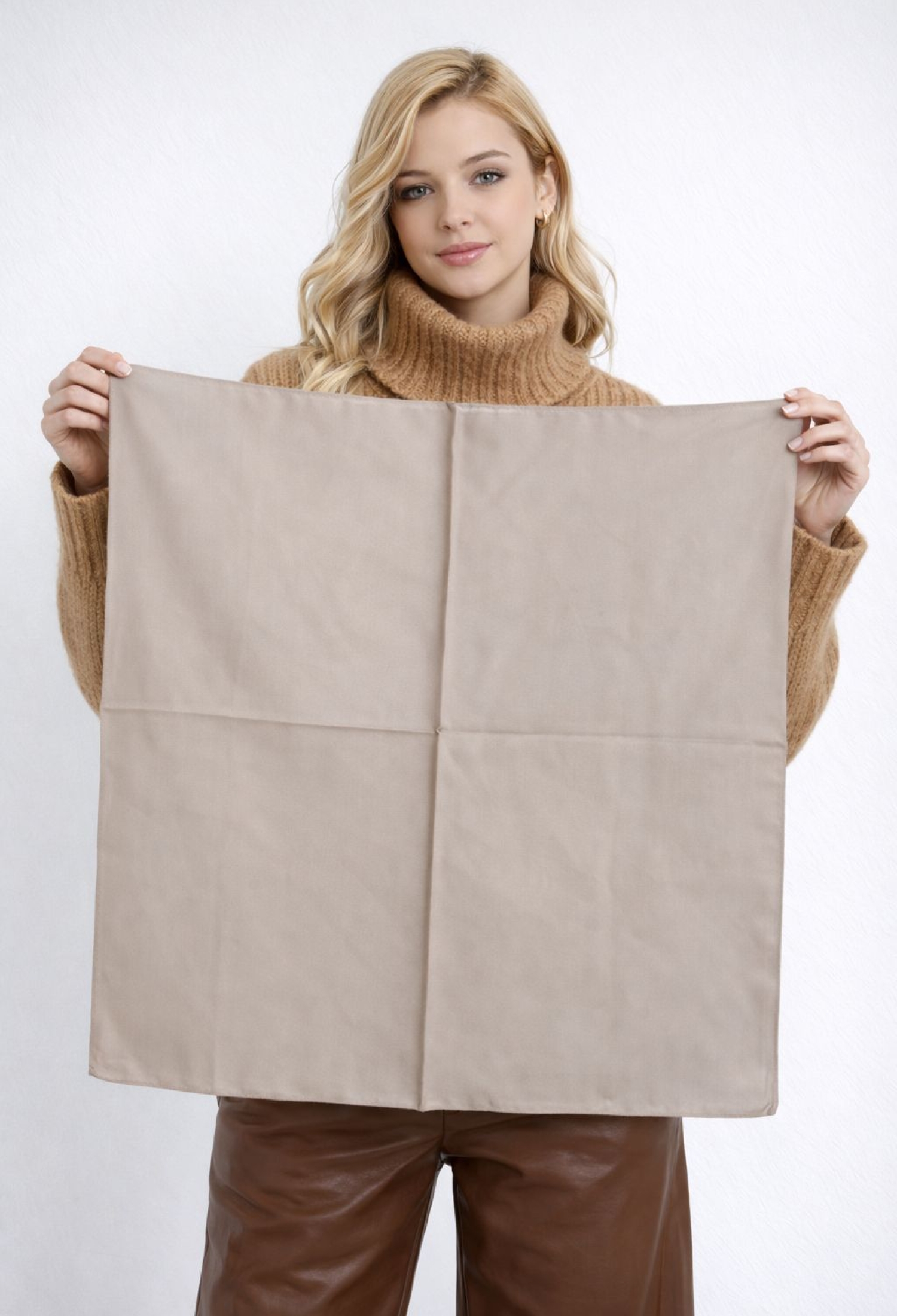 Shawl In Elegant Vintage Style - Brand: Axesoire - Women & Kids, Baby Clothes Wholesale - TheBS Women