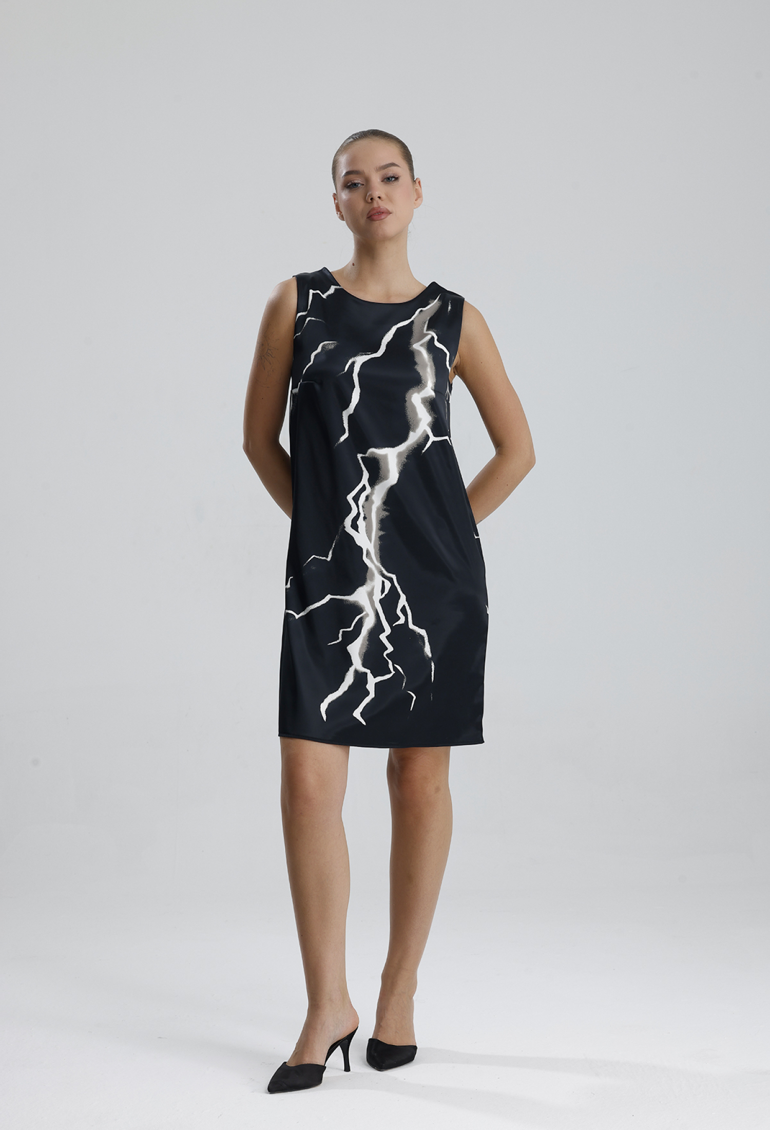 Shift Dress With Brush Stroke Pattern - Brand: SENSE - Women & Kids, Baby Clothes Wholesale - TheBS Women