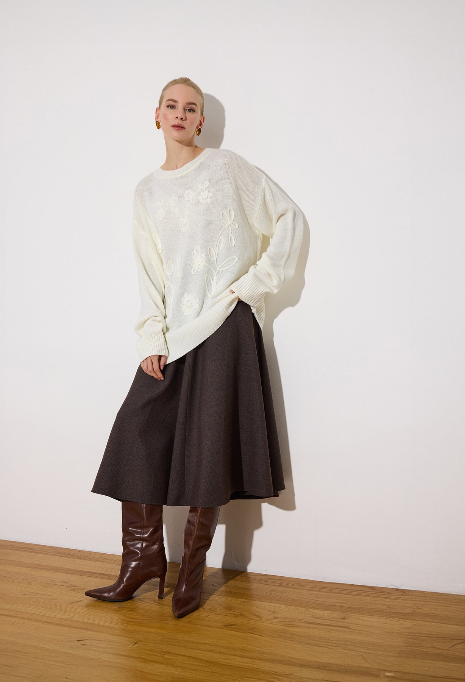 White Casual Oversized Fit Floral Tunic - Brand: Touche Prive - Women & Kids, Baby Clothes Wholesale - TheBS Women