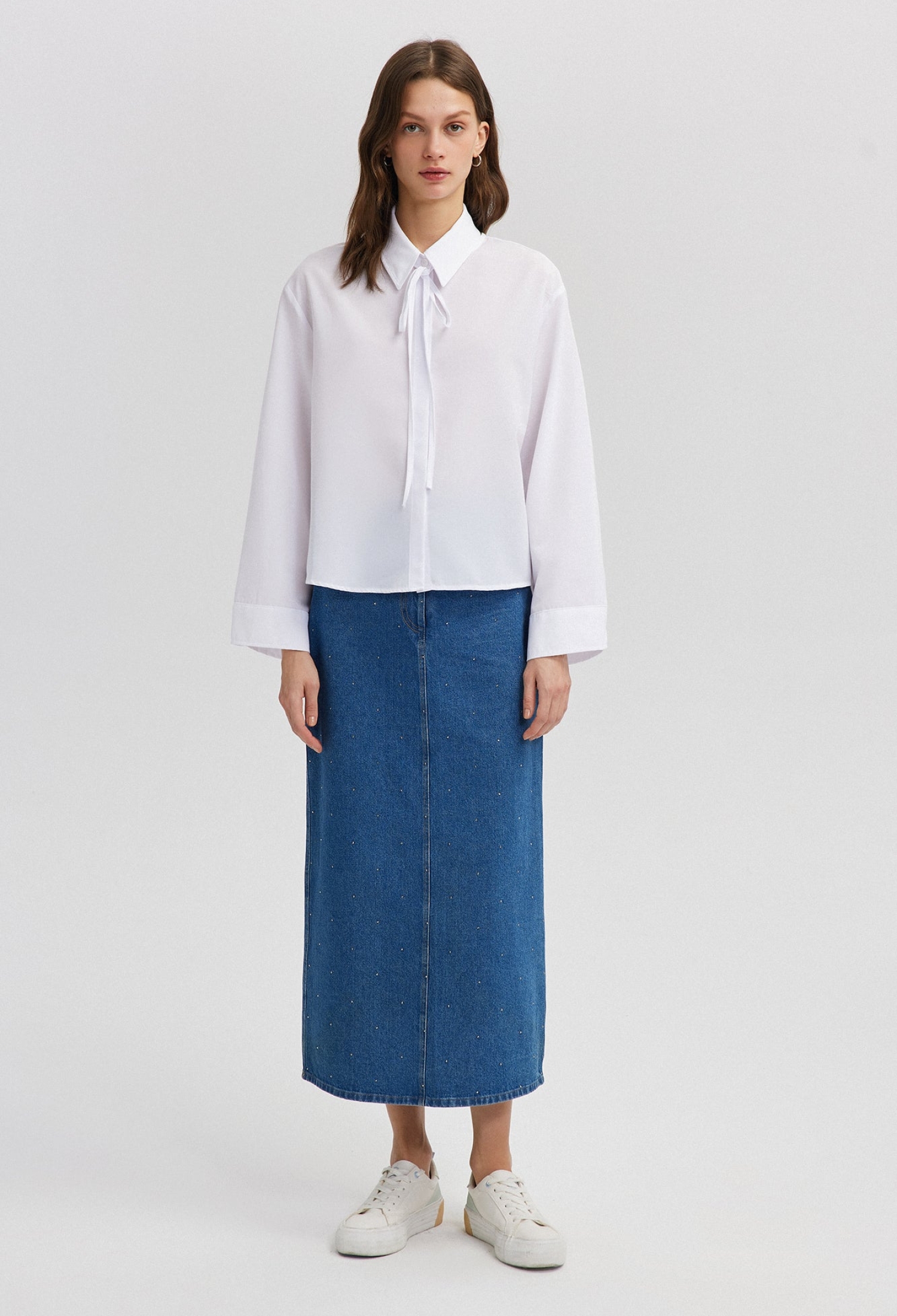 White Oversized Fit Polo Neck Shirt - Brand: Touche Prive - Women & Kids, Baby Clothes Wholesale - TheBS Women