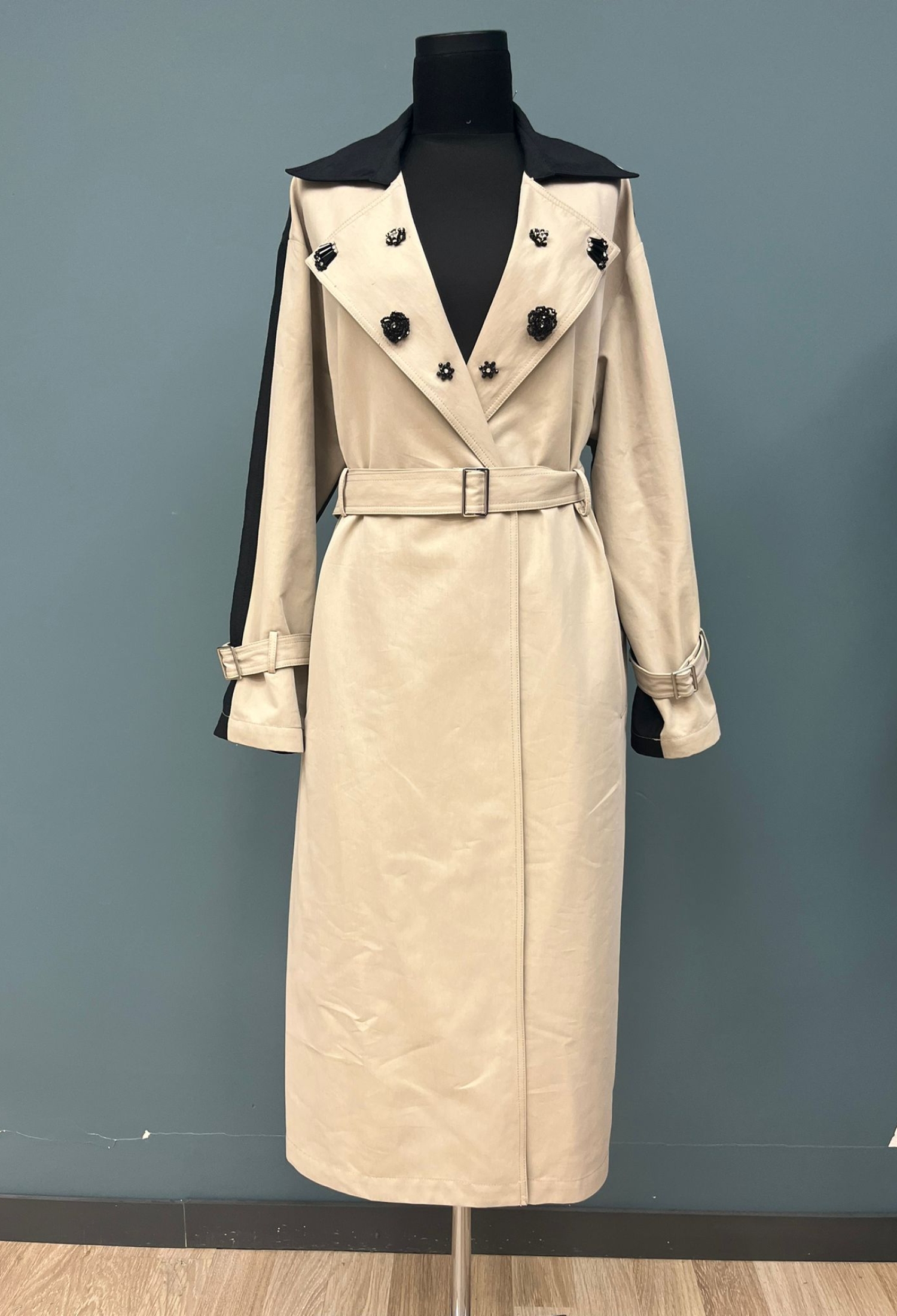 Beige Trenchcoat - Elegant Single-Breasted Classic - Brand: Puane - Women & Kids, Baby Clothes Wholesale - TheBS Women