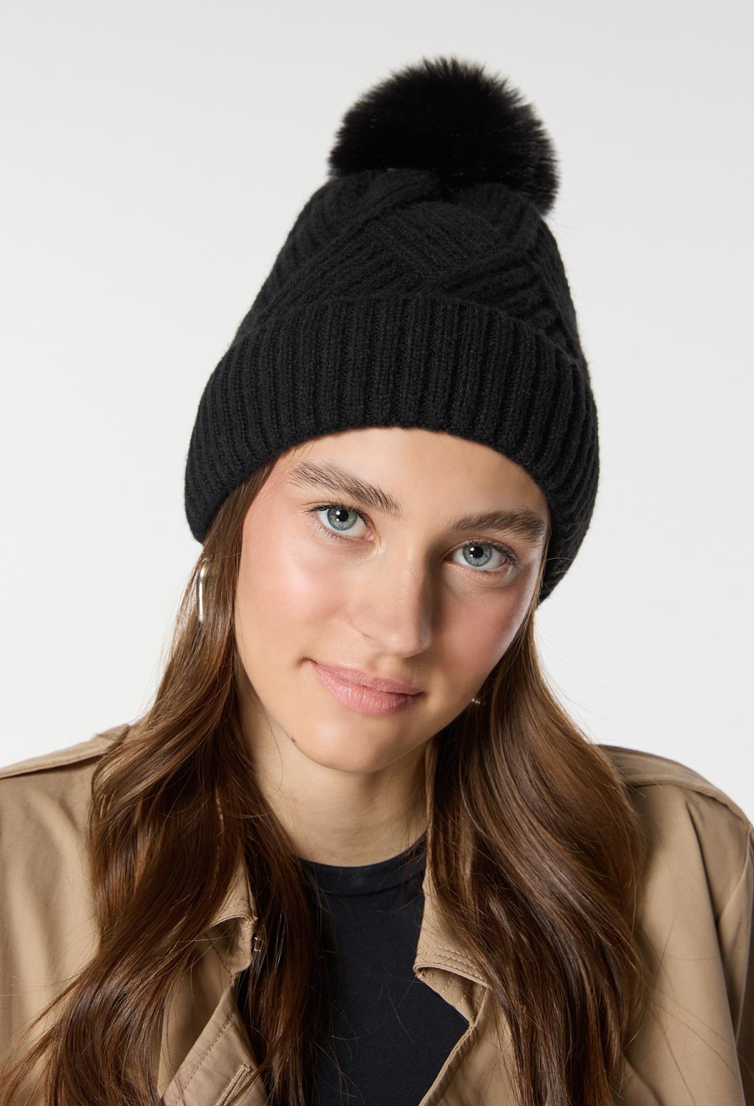 Knitted Knitted Beret With Fleece Inside - Brand: Axesoire - Women & Kids, Baby Clothes Wholesale - TheBS Women