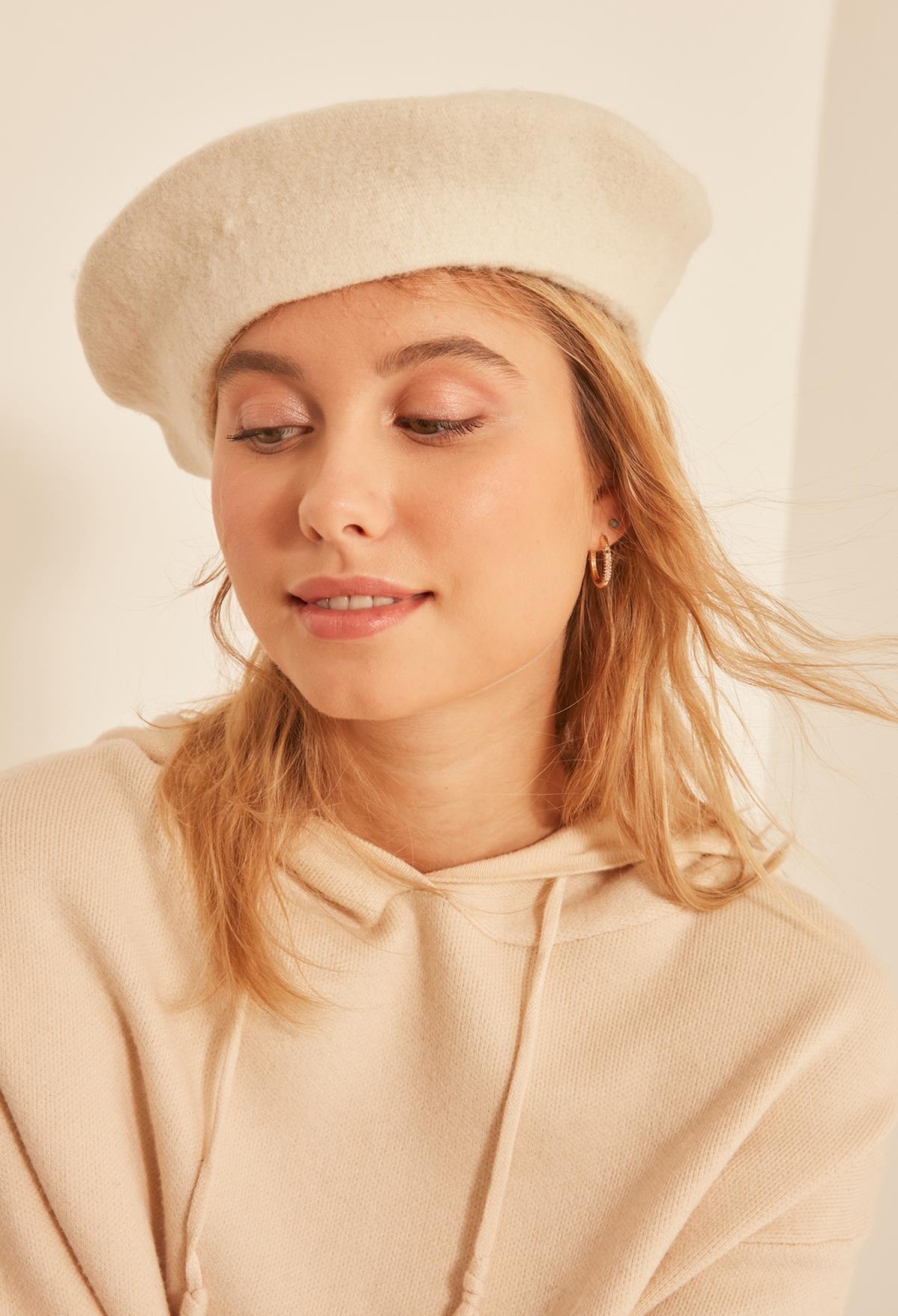 Wool Painter Beret - Brand: Axesoire - Women & Kids, Baby Clothes Wholesale - TheBS Women