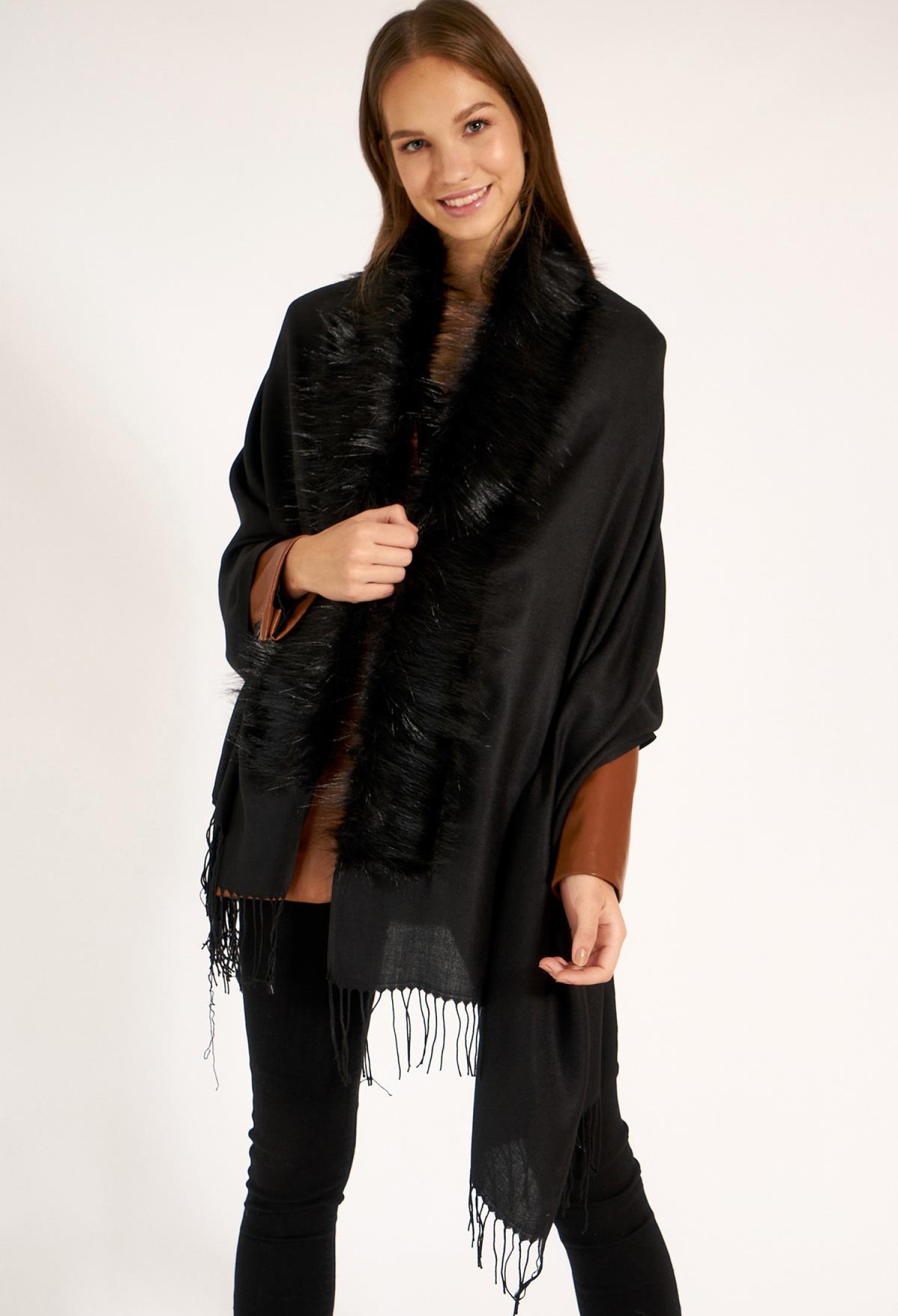 Furry Tassel Poncho Yl - Brand: Axesoire - Women & Kids, Baby Clothes Wholesale - TheBS Women