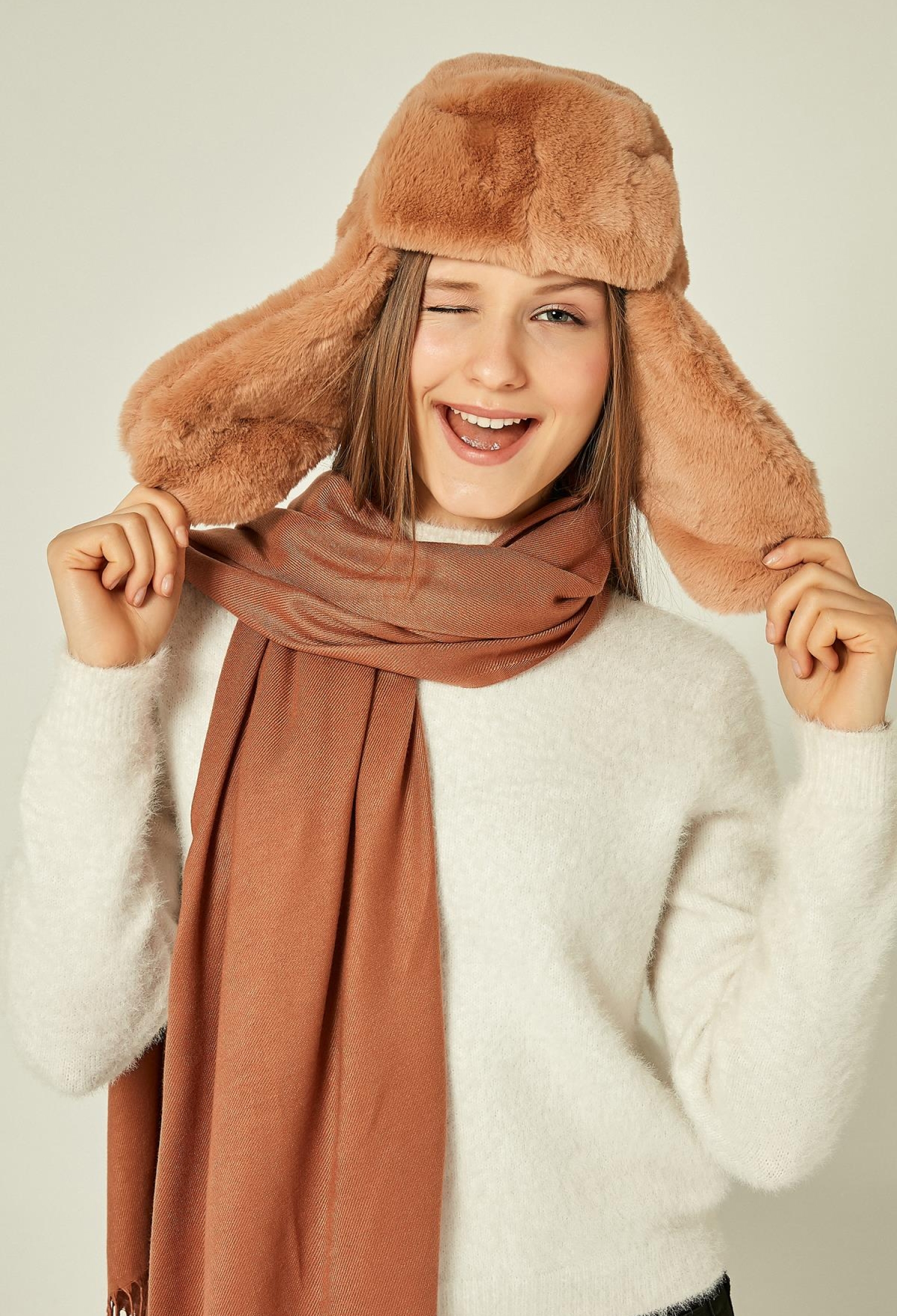 Clip-on Plush Pilot Hat Beanie - Brand: Axesoire - Women & Kids, Baby Clothes Wholesale - TheBS Women