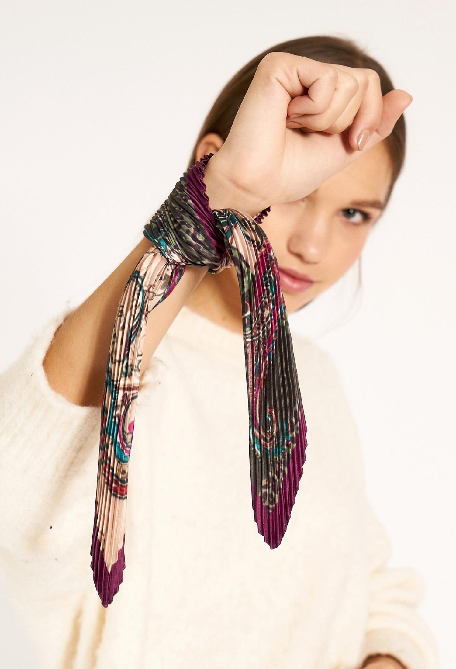 Pleated Scarf - Brand: Axesoire - Women & Kids, Baby Clothes Wholesale - TheBS Women