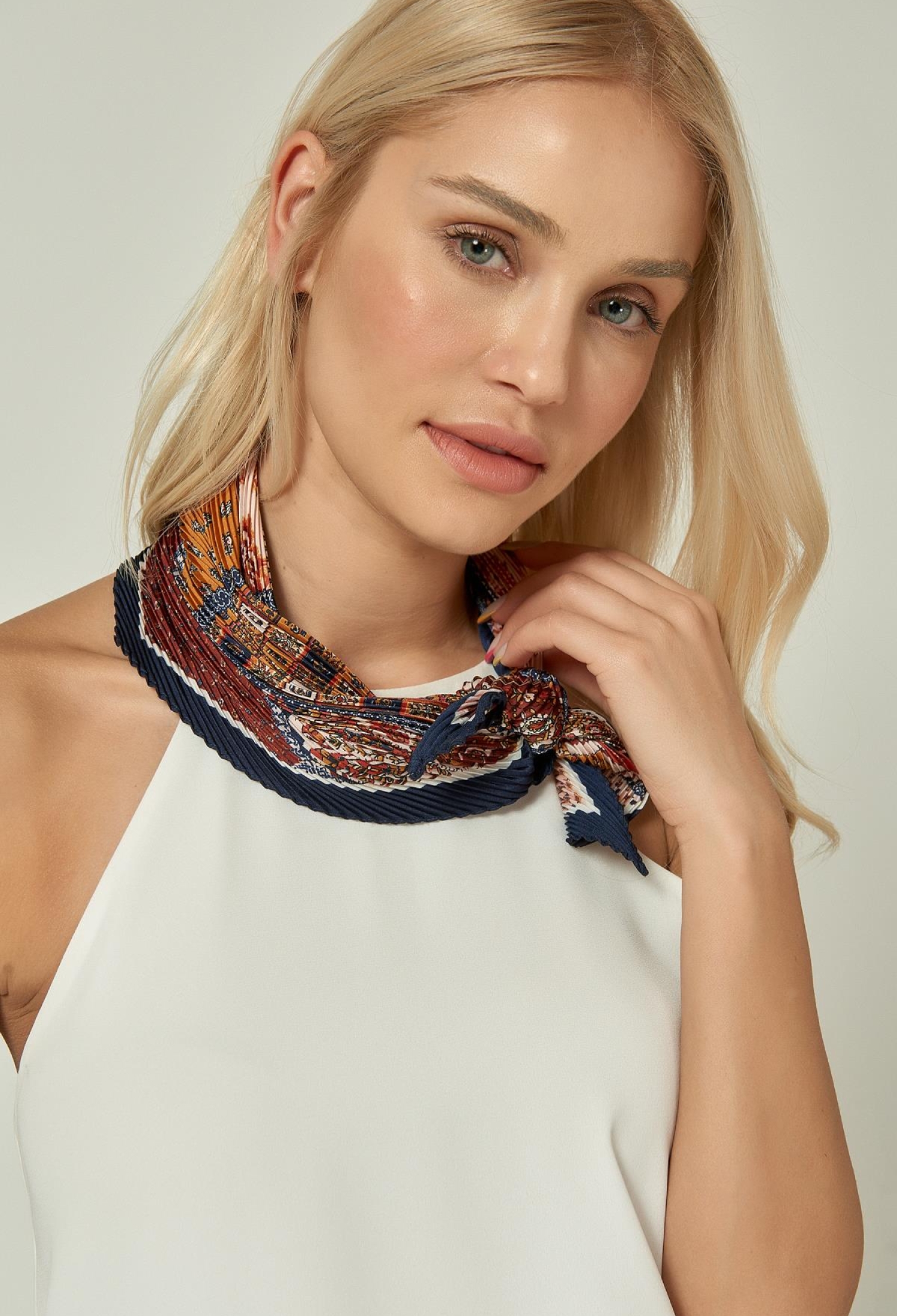 Etro Patterned Pleated Scarf - Brand: Axesoire - Women & Kids, Baby Clothes Wholesale - TheBS Women