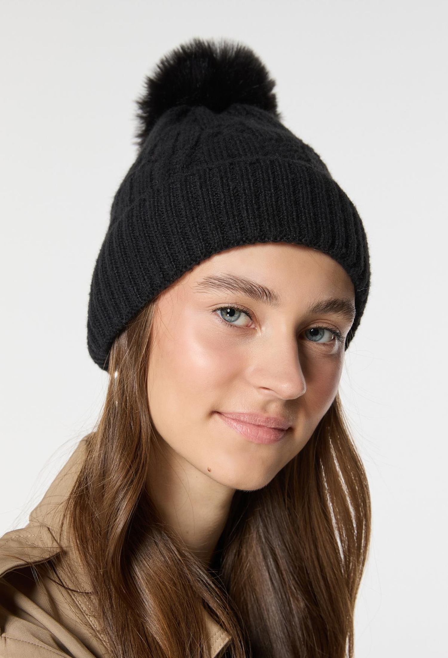 Pompom Beret - Brand: Axesoire - Women & Kids, Baby Clothes Wholesale - TheBS Women