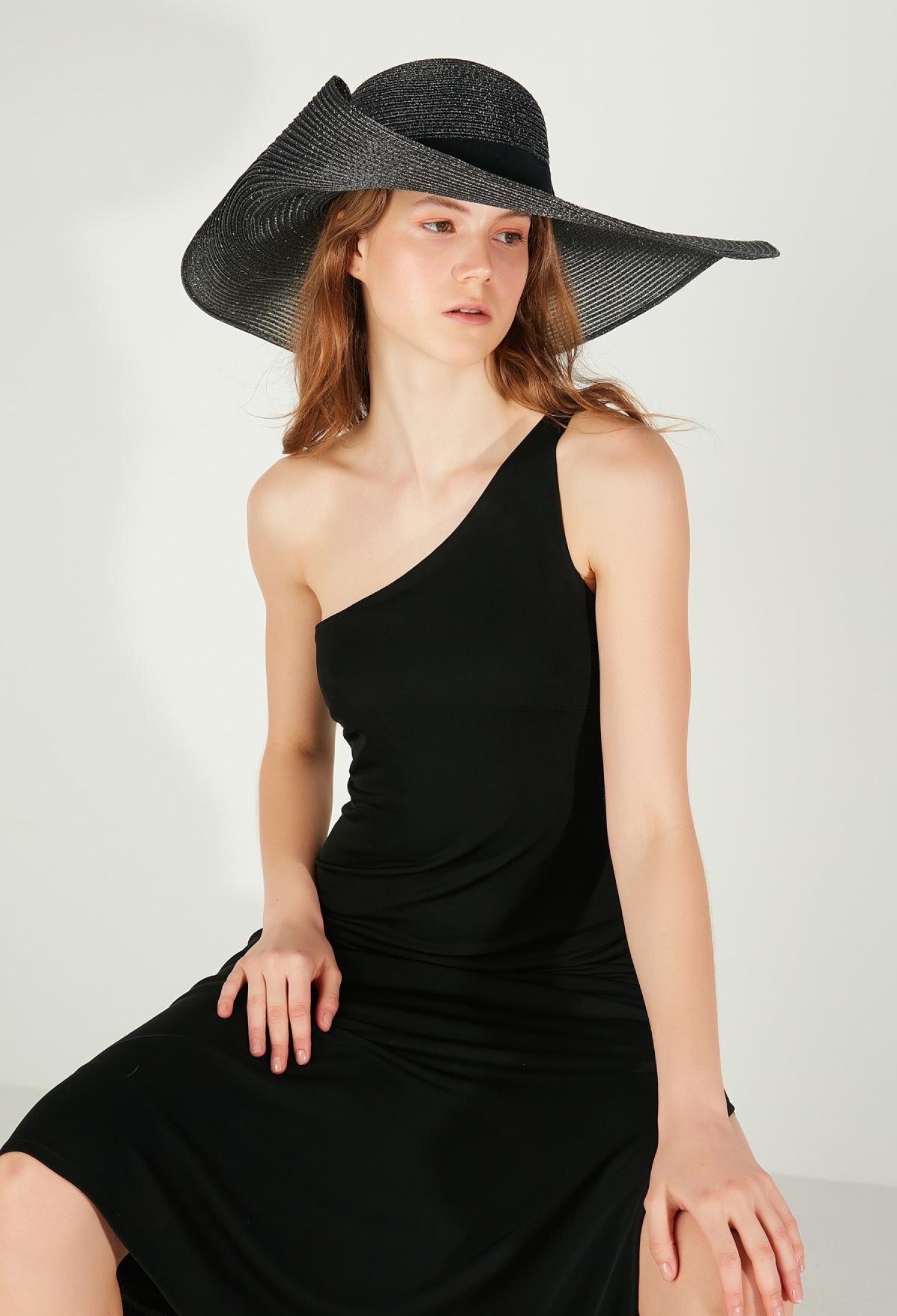 Wide Straw Hat With Accessories - Black - Brand: Axesoire - Women & Kids, Baby Clothes Wholesale - TheBS Women