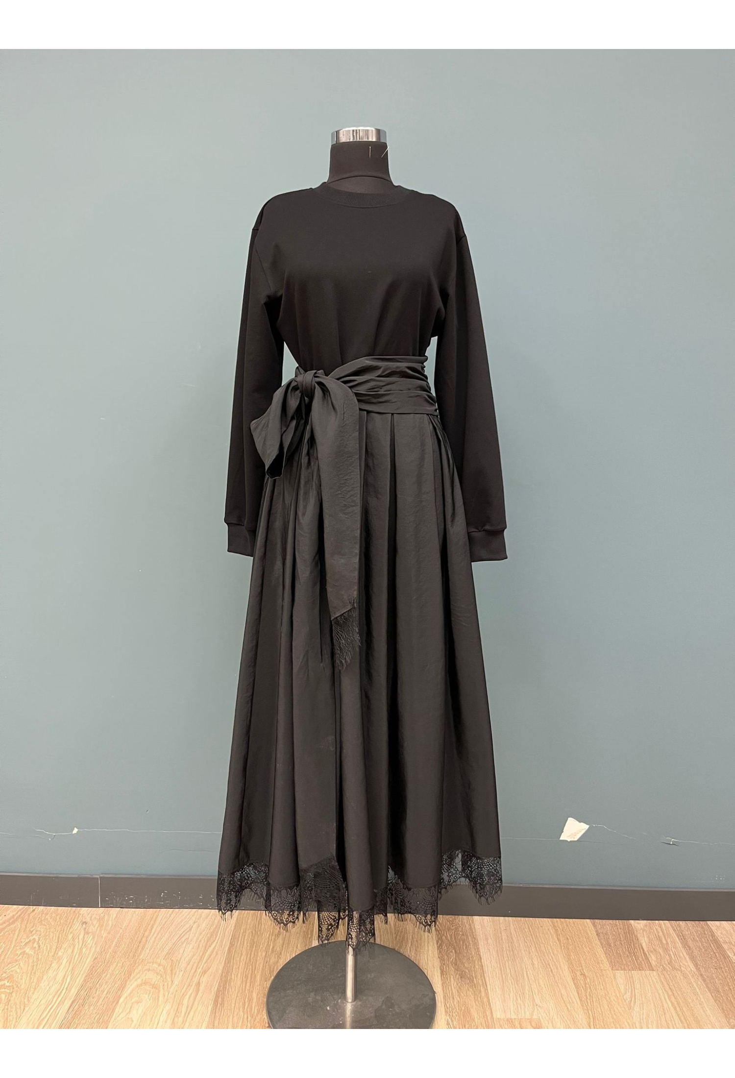 Elegant Fit And Flare Maxi Dress - Brand: Puane - Women & Kids, Baby Clothes Wholesale - TheBS Women
