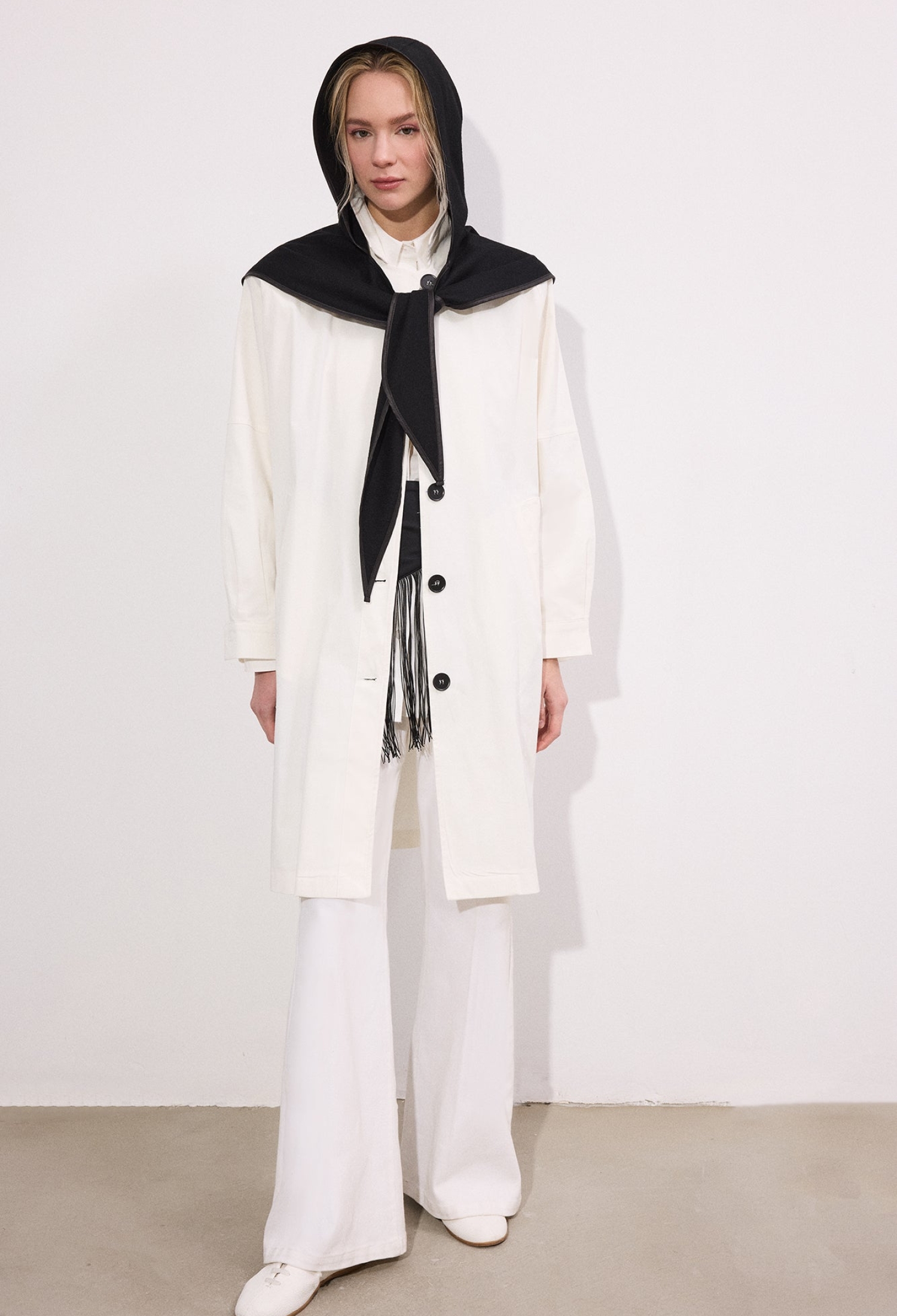 White Single-Breasted Hooded Coat - Brand: Touche Prive - Women & Kids, Baby Clothes Wholesale - TheBS Women