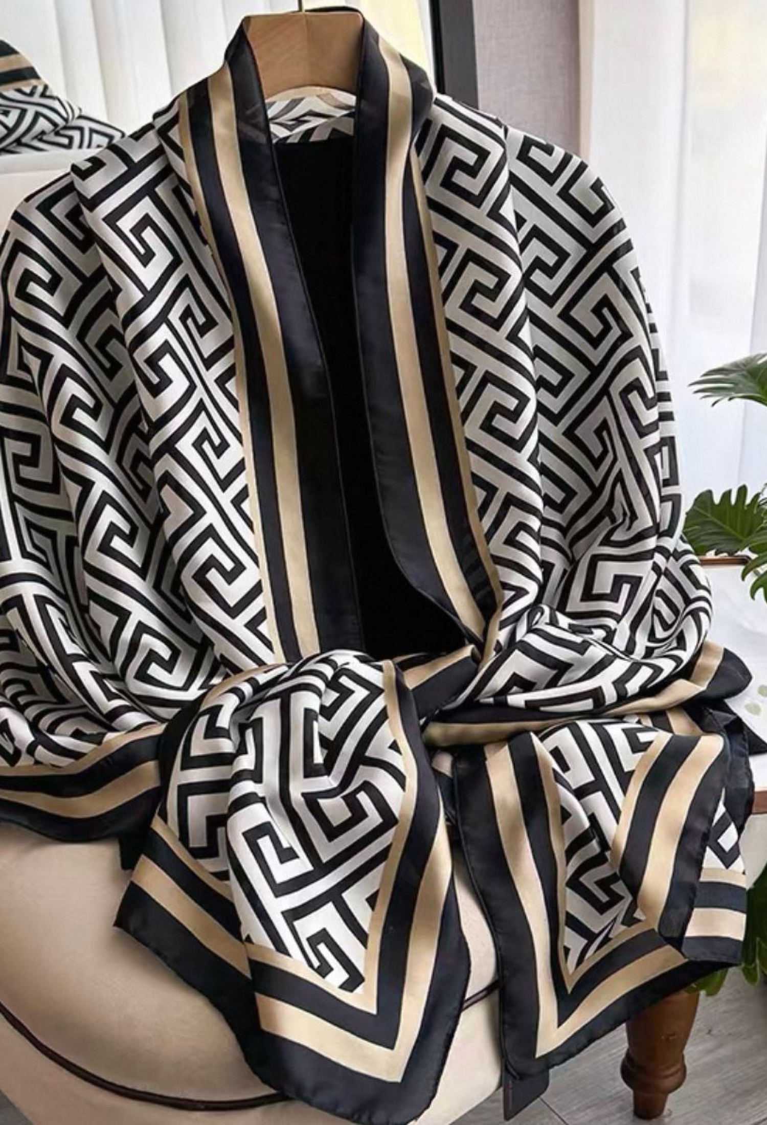 ElegantShawl With Geometric Pattern - Brand: Axesoire - Women & Kids, Baby Clothes Wholesale - TheBS Women