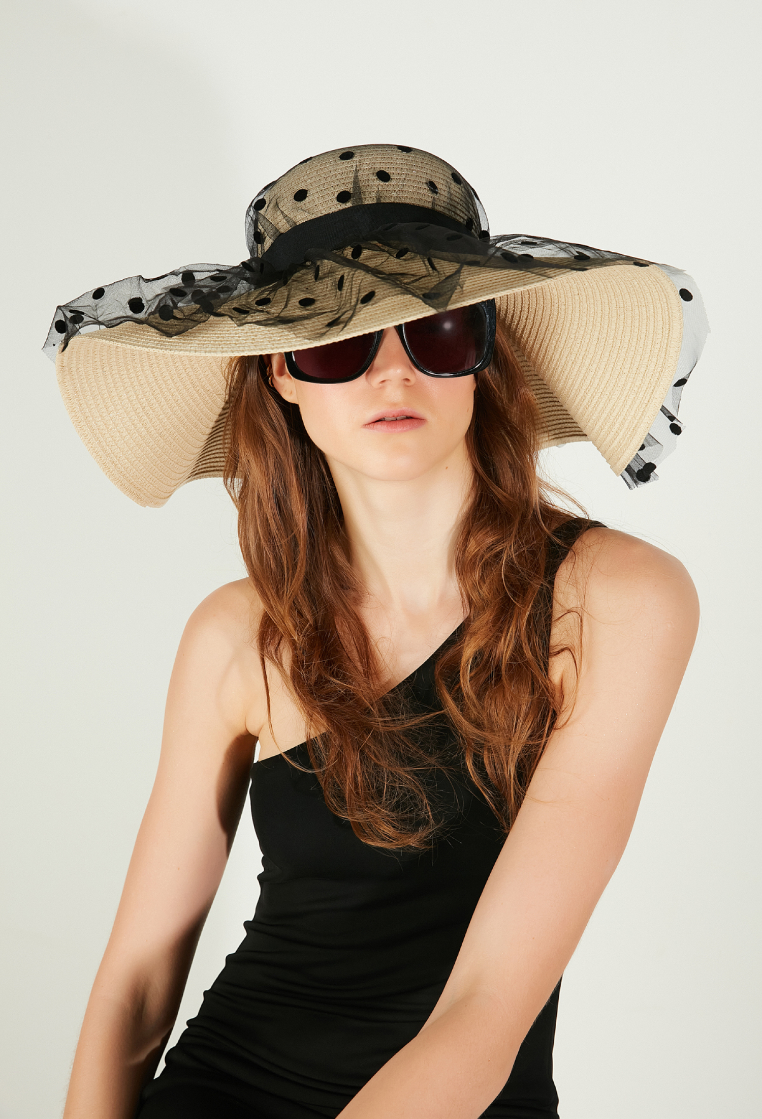 ElegantHat With Polka Dot & Plain Patterns - Brand: Axesoire - Women & Kids, Baby Clothes Wholesale - TheBS Women