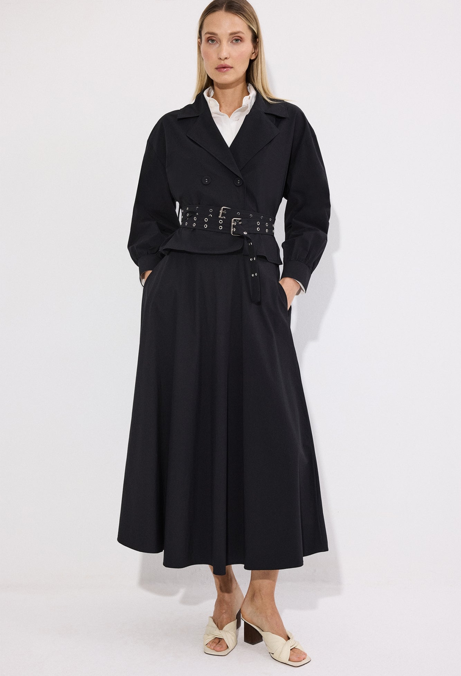 ElegantSuit With Notched Neck And Slant Pockets - Brand: Touche Prive - Women & Kids, Baby Clothes Wholesale - TheBS Women