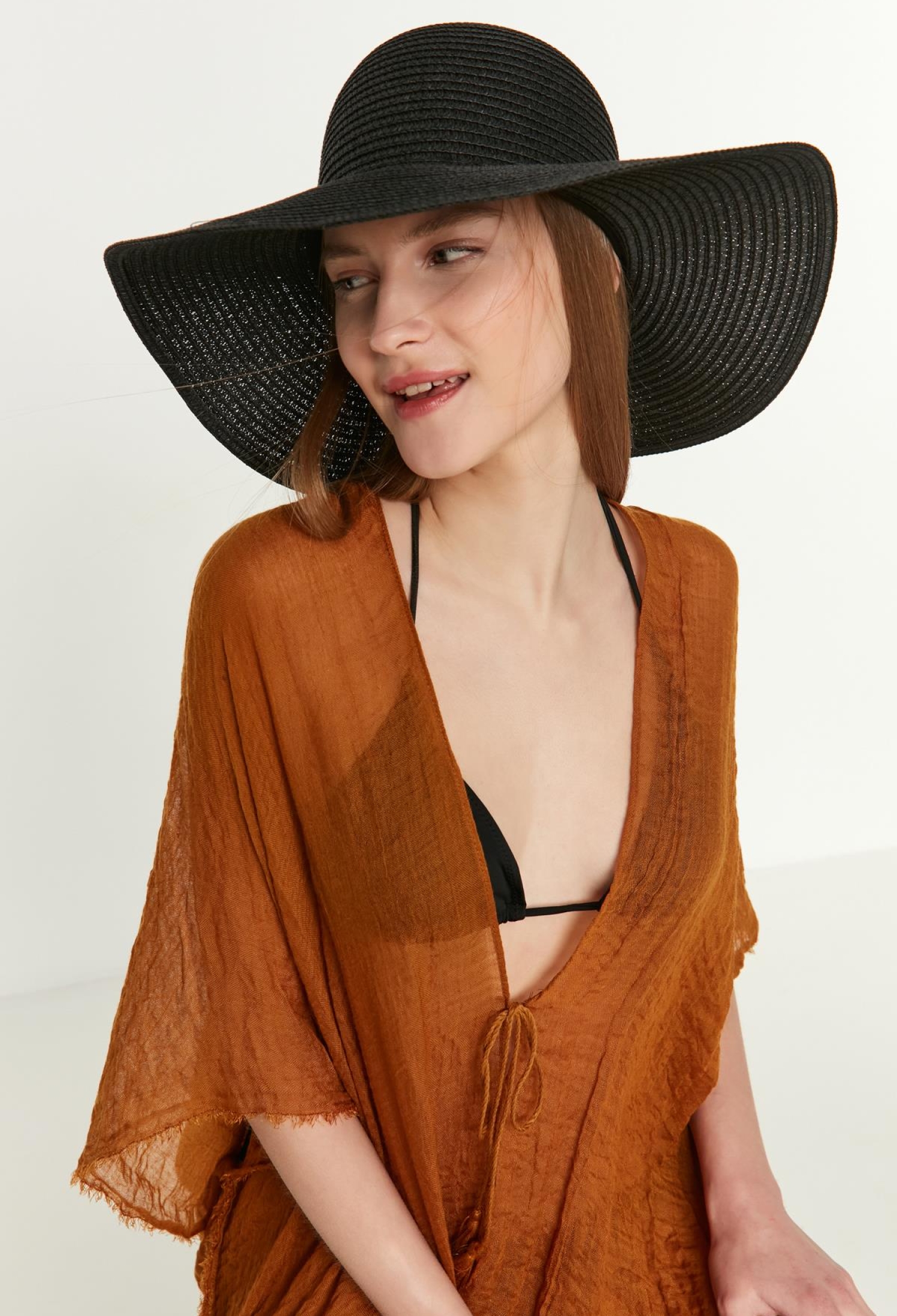 Wide Straw Hat - Brand: Axesoire - Women & Kids, Baby Clothes Wholesale - TheBS Women