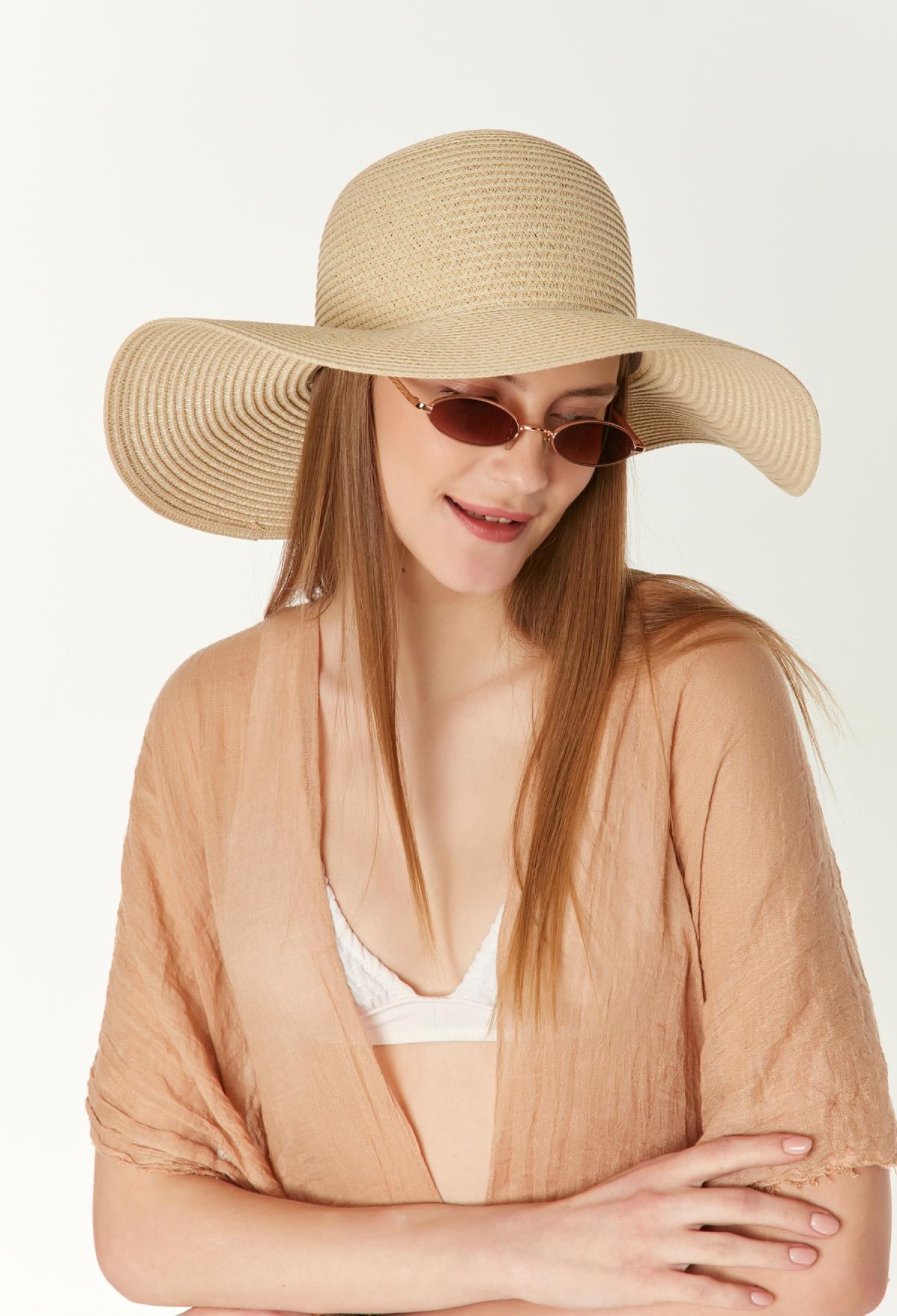 Wide Straw Hat - Brand: Axesoire - Women & Kids, Baby Clothes Wholesale - TheBS Women