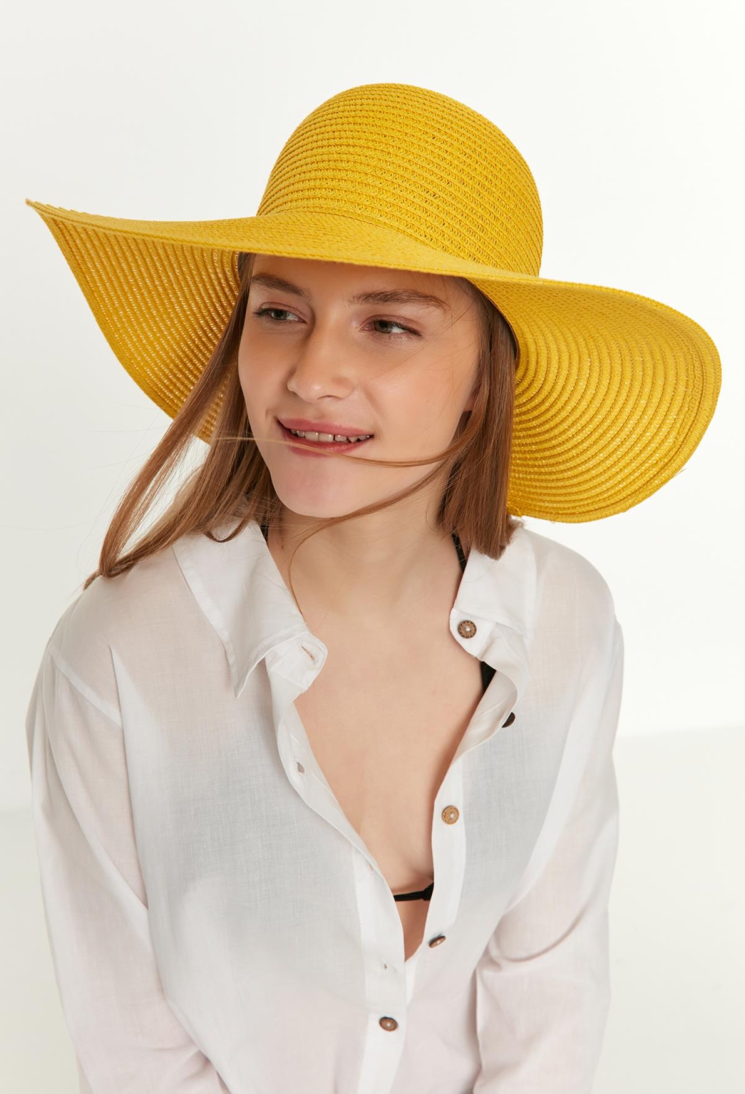 Wide Straw Hat - Brand: Axesoire - Women & Kids, Baby Clothes Wholesale - TheBS Women