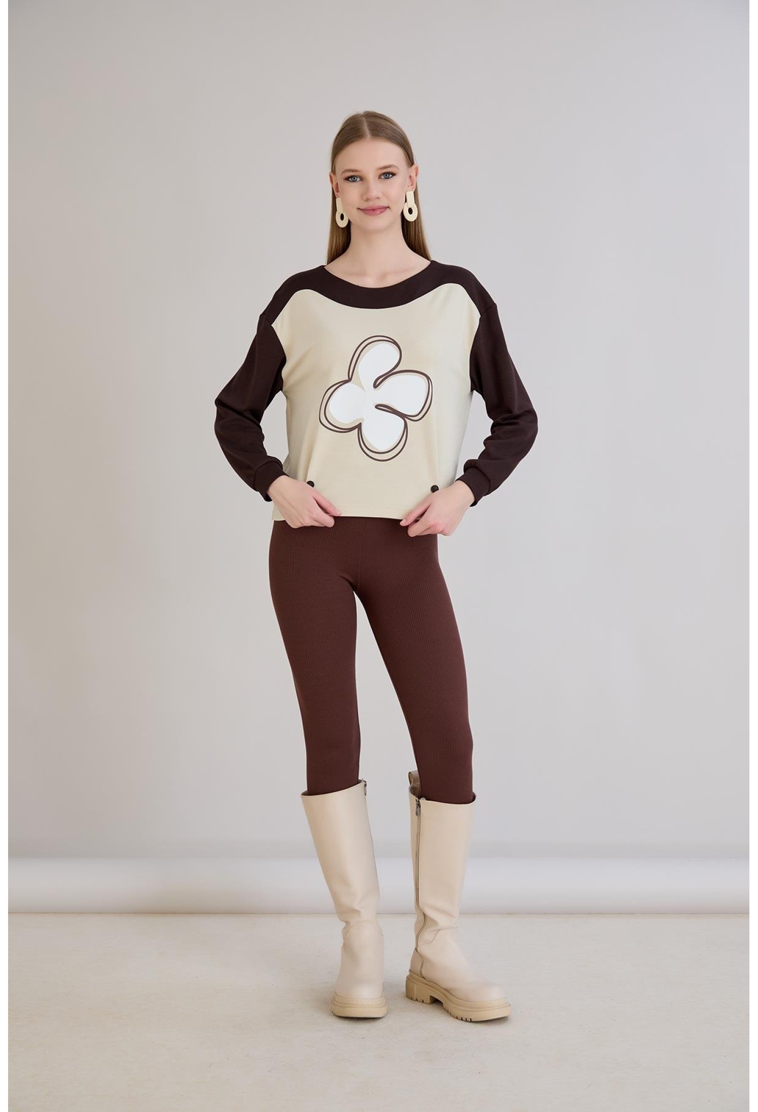 Beige Casual Blouse With Long Sleeve And Round Neck - Brand: Sortie Collection - Women & Kids, Baby Clothes Wholesale - TheBS Women