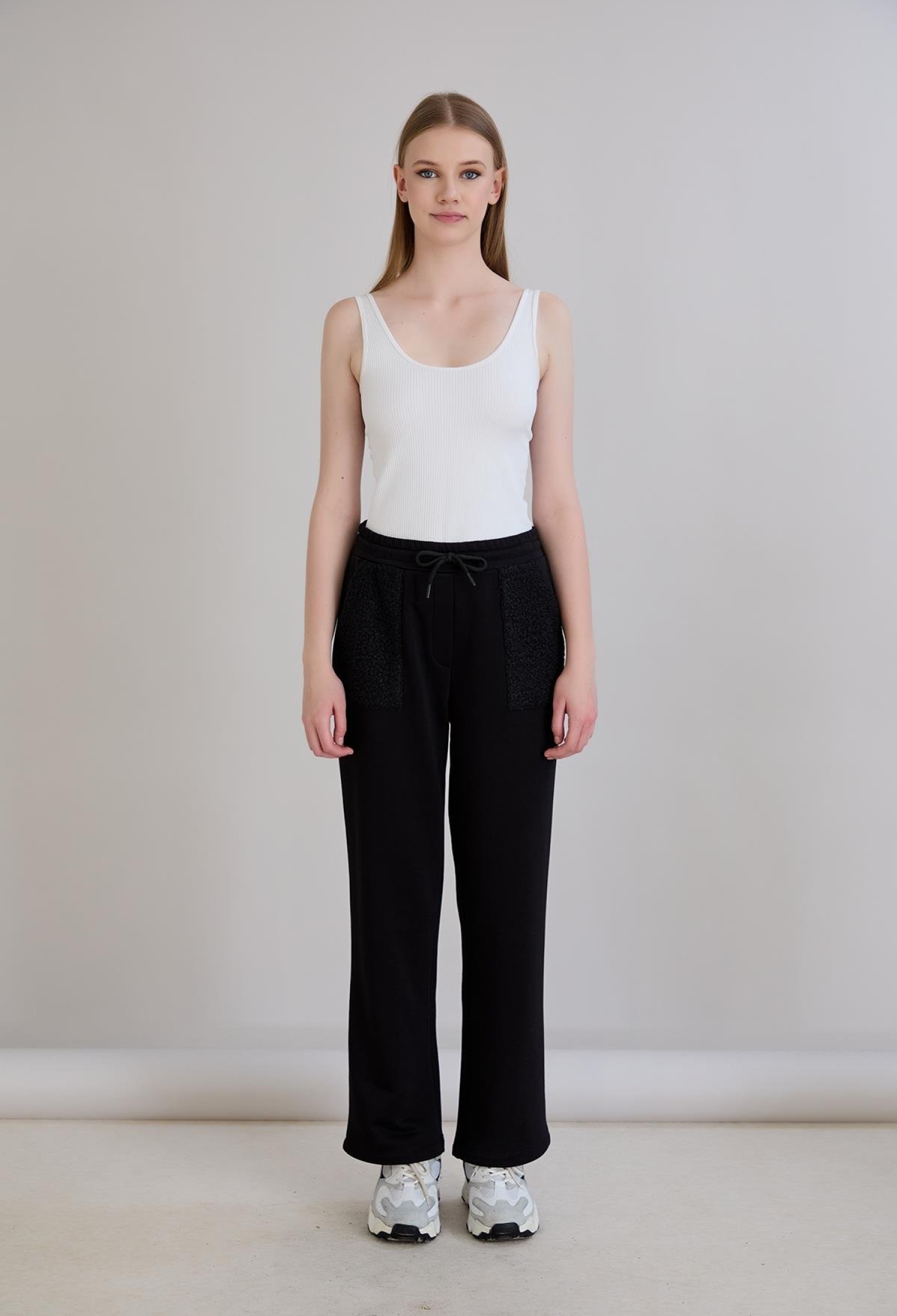 Sweatpants Jogger With Drawstring - Brand: Sortie Collection - Women & Kids, Baby Clothes Wholesale - TheBS Women