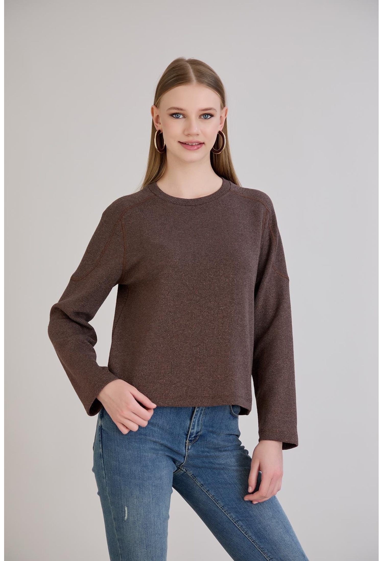 Sweater With Round Neck For Casual And Elegant Wear - Brand: Sortie Collection - Women & Kids, Baby Clothes Wholesale - TheBS Women