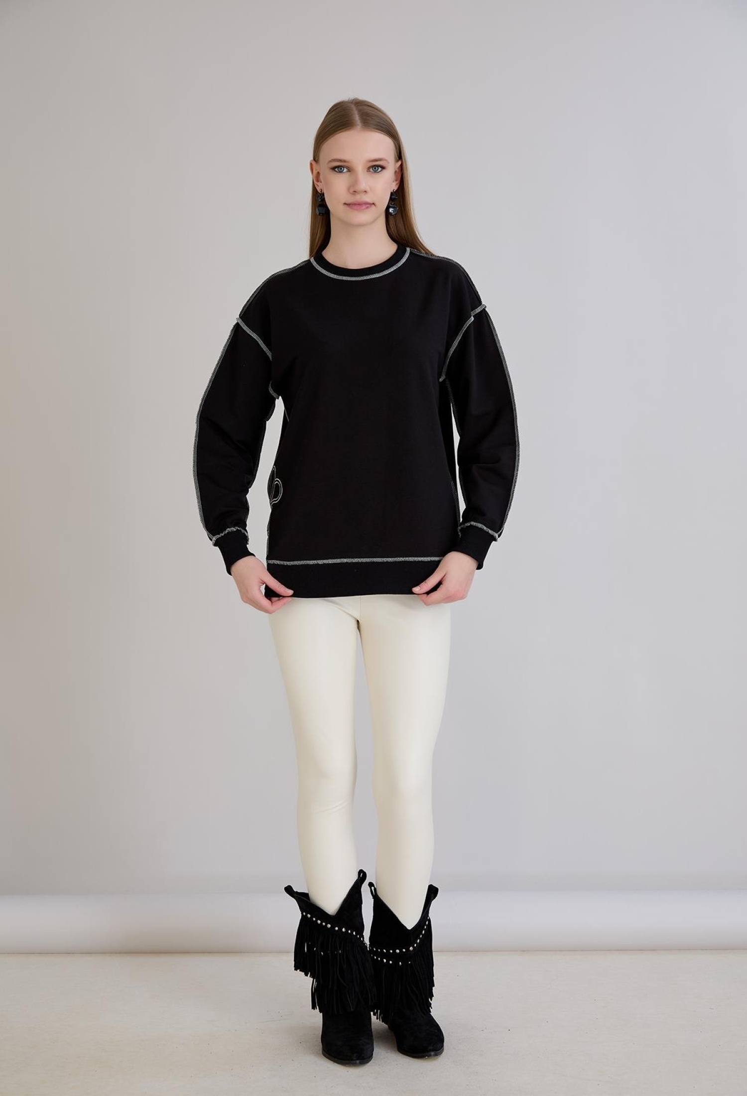 Sweatshirt Oversized Fit Round Neck Long Sleeve - Brand: Sortie Collection - Women & Kids, Baby Clothes Wholesale - TheBS Women