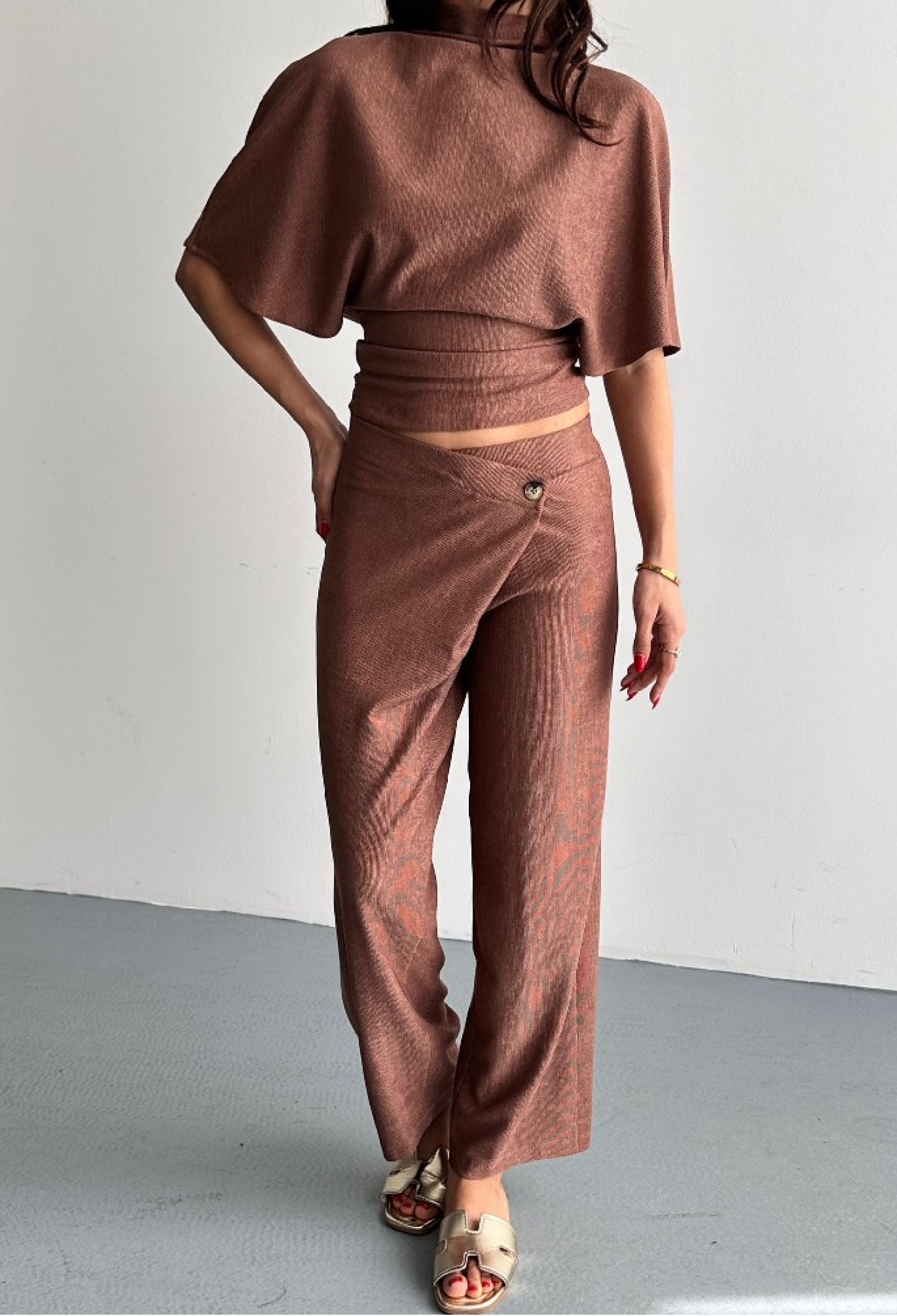 Brown Tailored Jumpsuit With Buttoned Closure - Brand: Mistix - Women & Kids, Baby Clothes Wholesale - TheBS Women