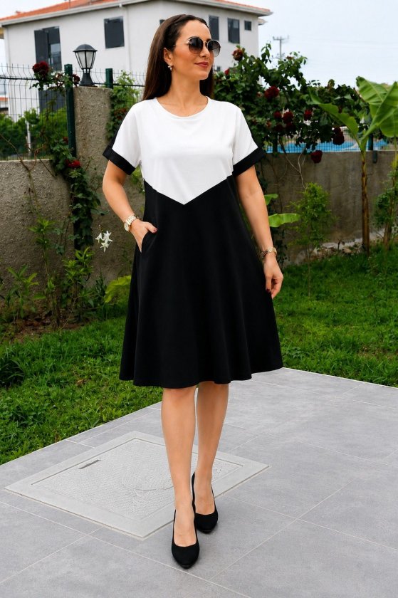 A-Line Dress With Color Block Design