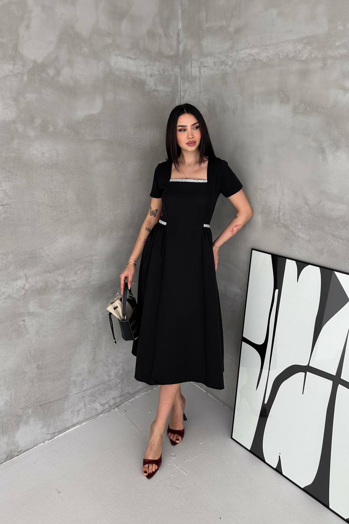 Elegant Fit And Flare Dress With Square Neck